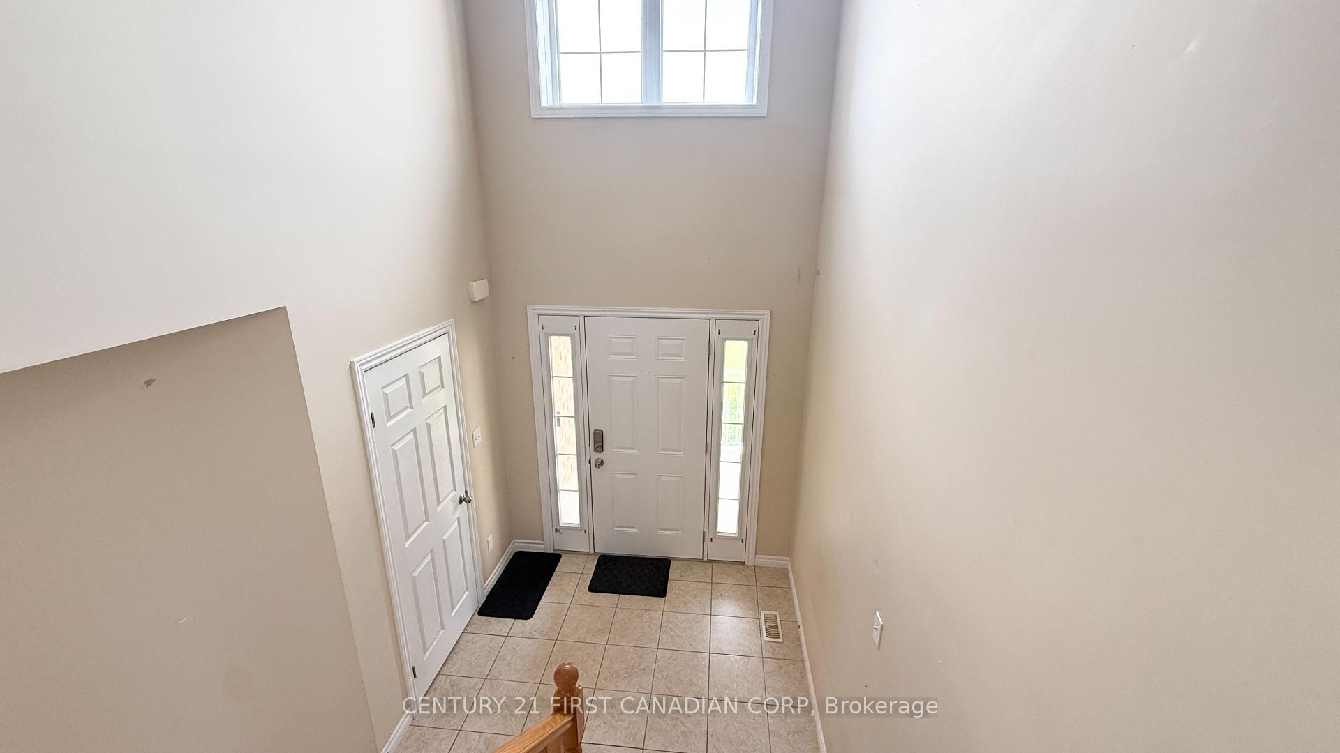 Photo 6 of 1864 Sedgefield Row, London, North S — HOMEH