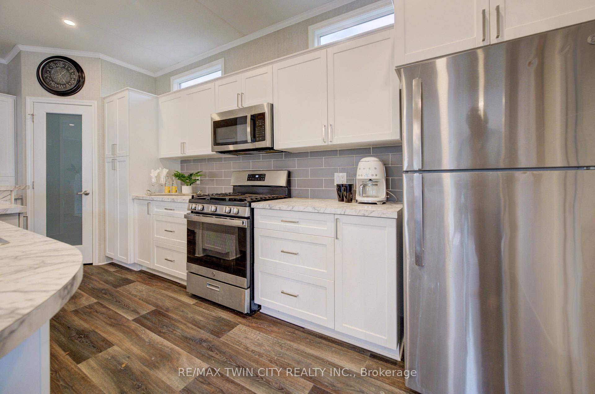 Photo 19 of Unit 61, 77683 Bluewater Highway, Bluewater, Bayfield — HOMEH
