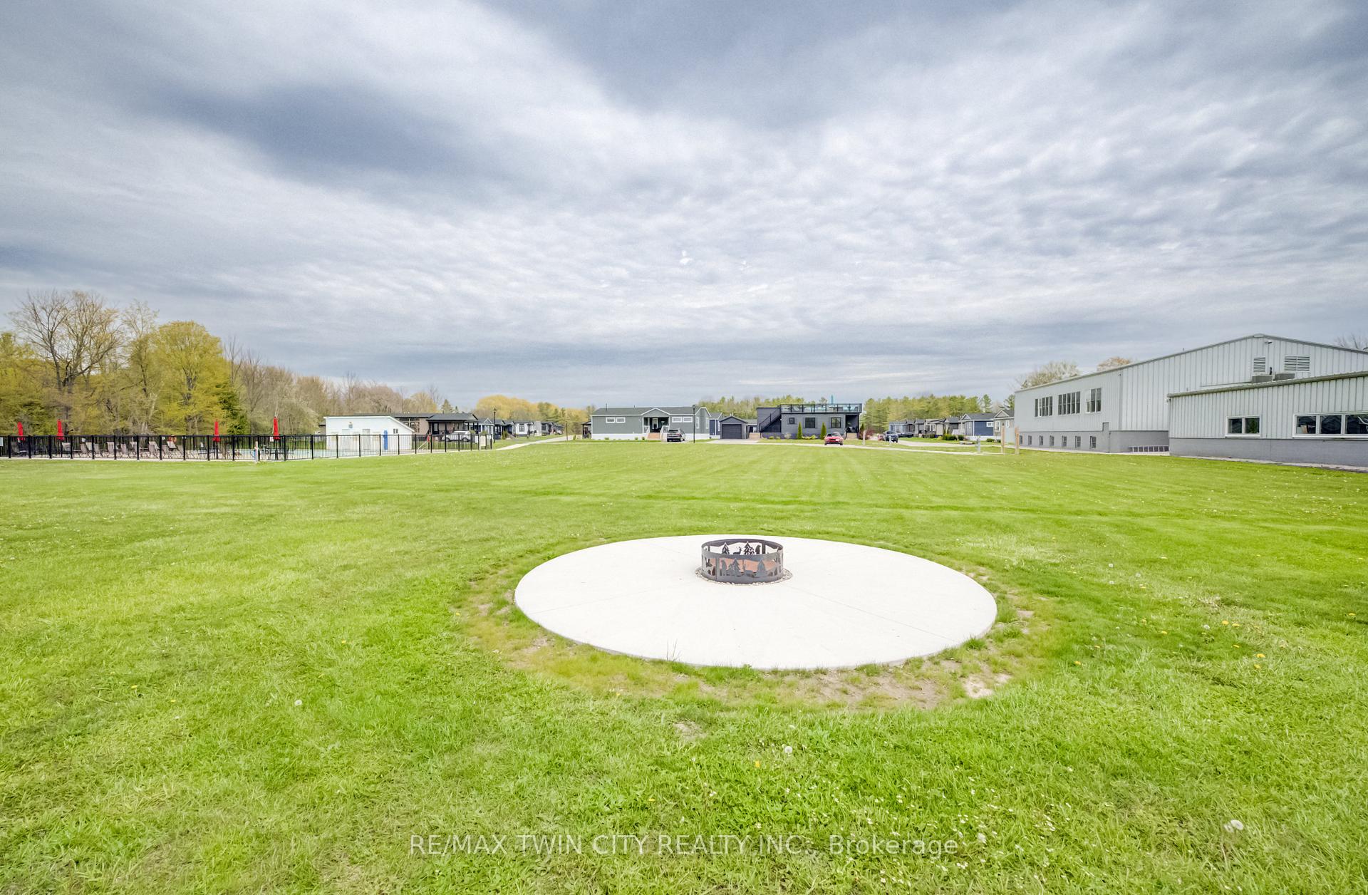 Photo 36 of Unit 61, 77683 Bluewater Highway, Bluewater, Bayfield — HOMEH