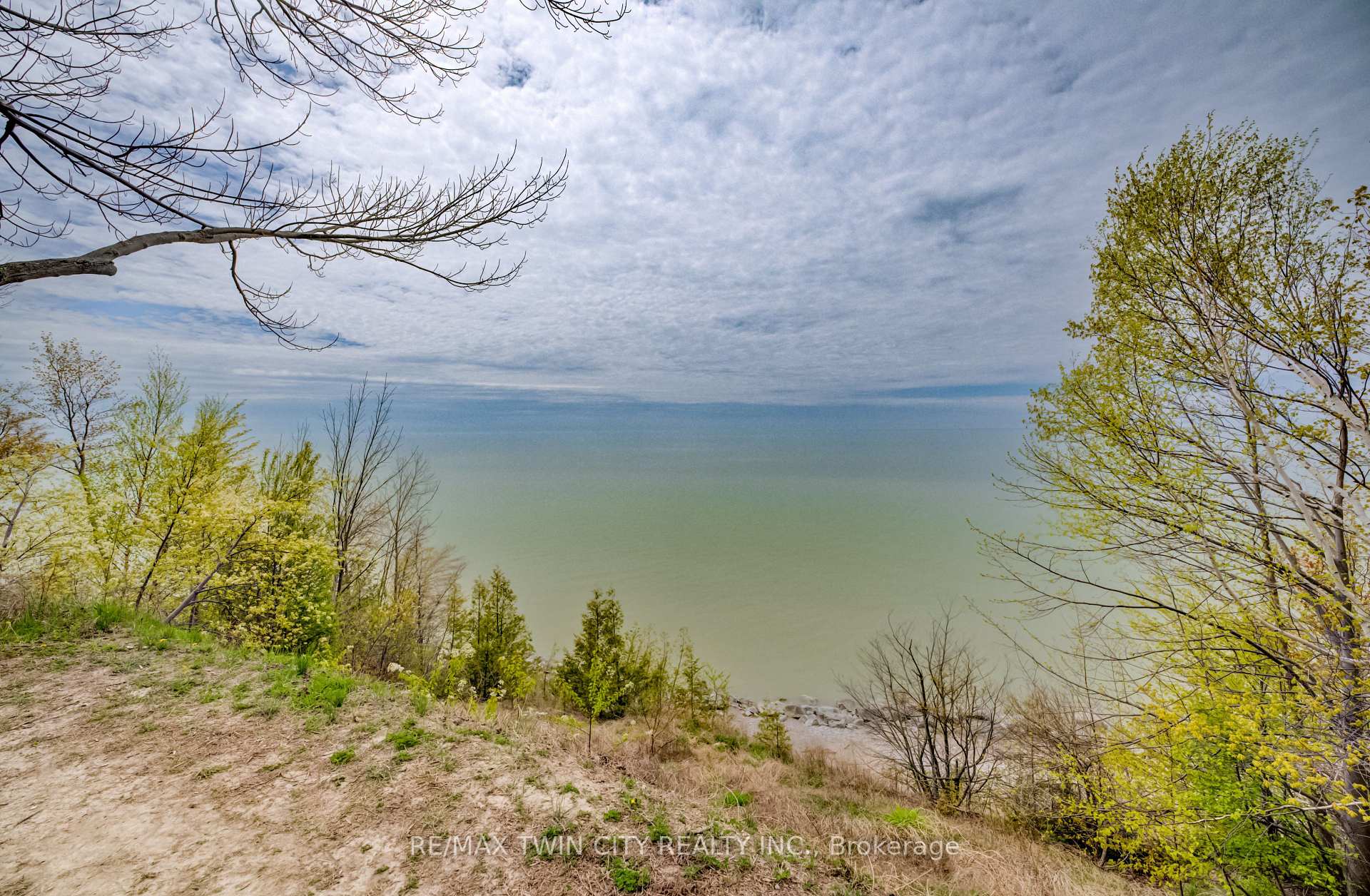Photo 38 of Unit 61, 77683 Bluewater Highway, Bluewater, Bayfield — HOMEH