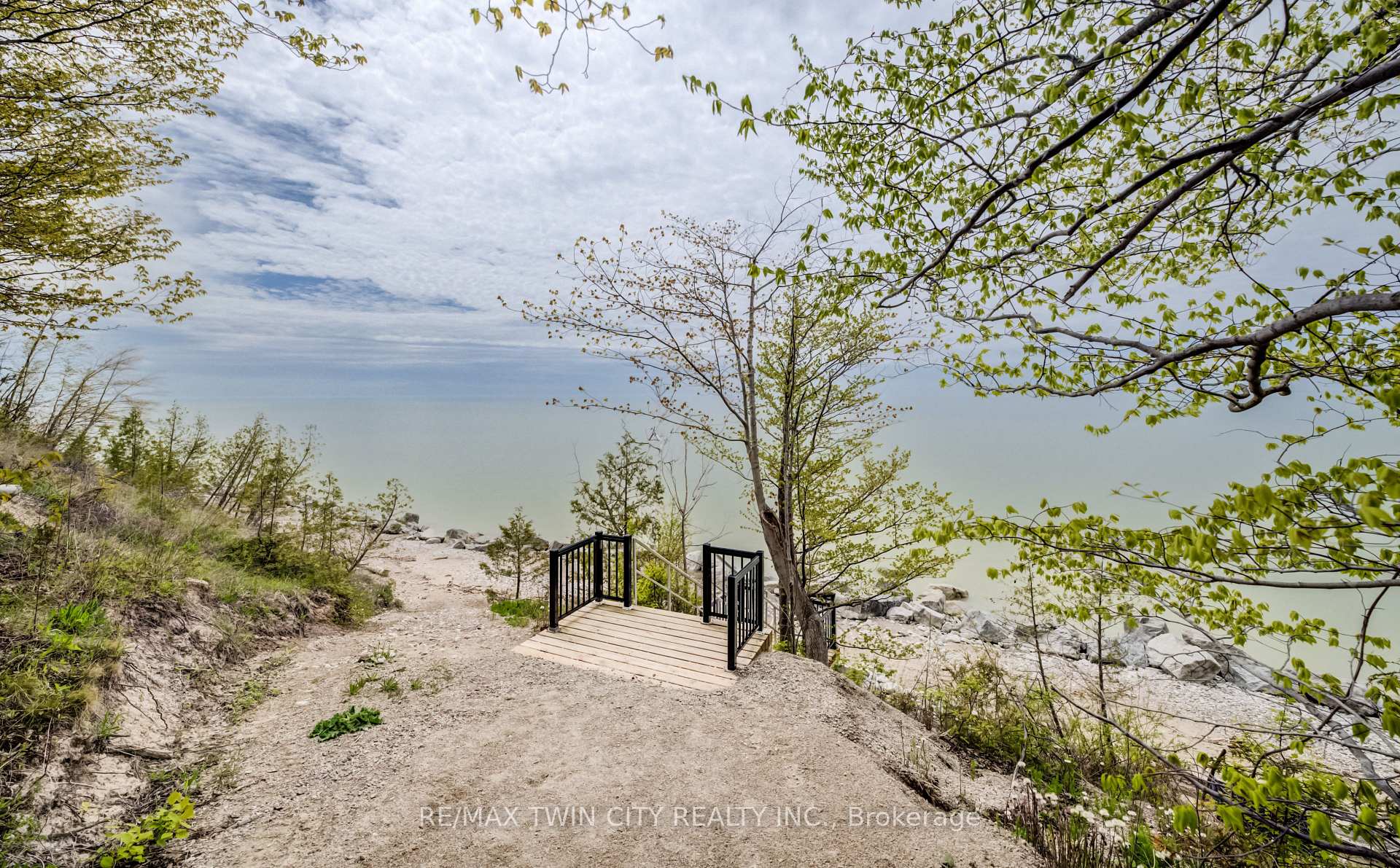 Photo 40 of Unit 61, 77683 Bluewater Highway, Bluewater, Bayfield — HOMEH
