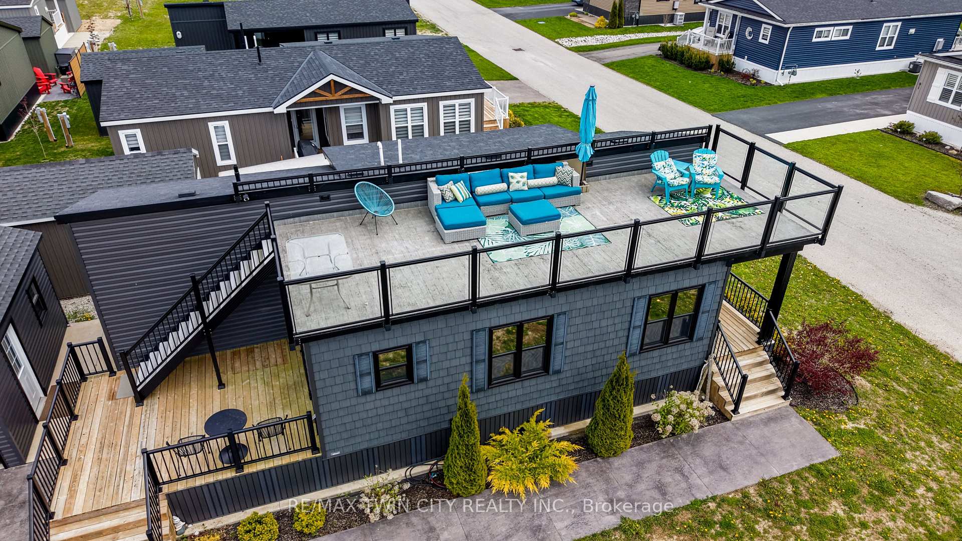 Photo 42 of Unit 61, 77683 Bluewater Highway, Bluewater, Bayfield — HOMEH