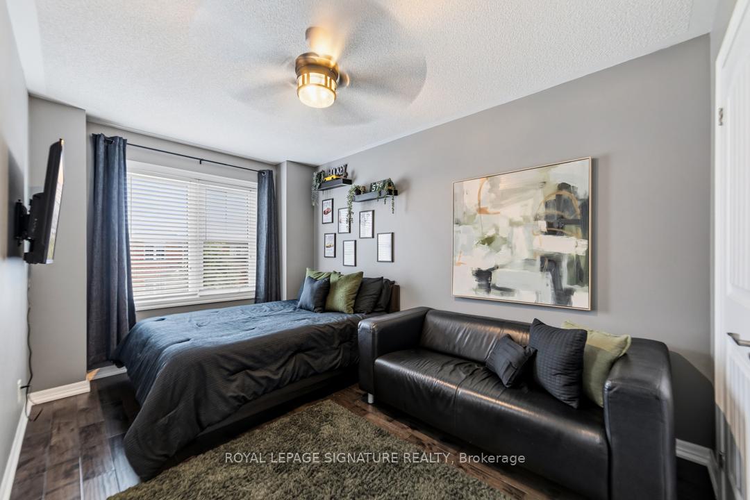 Photo 21 of 27 Aird Court, Milton, Scott — HOMEH