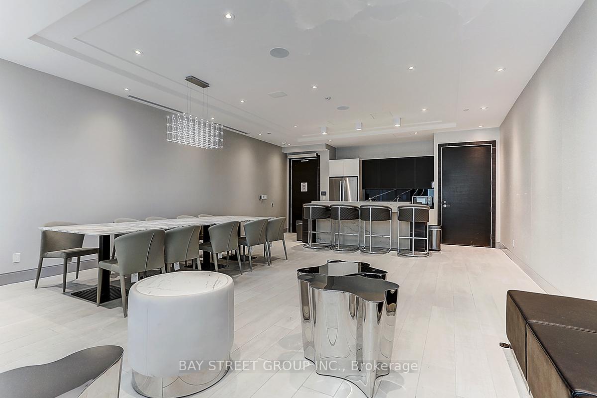 Photo 31 of Unit 907, 396 Hwy 7 Road E, Richmond Hill, Doncrest — HOMEH