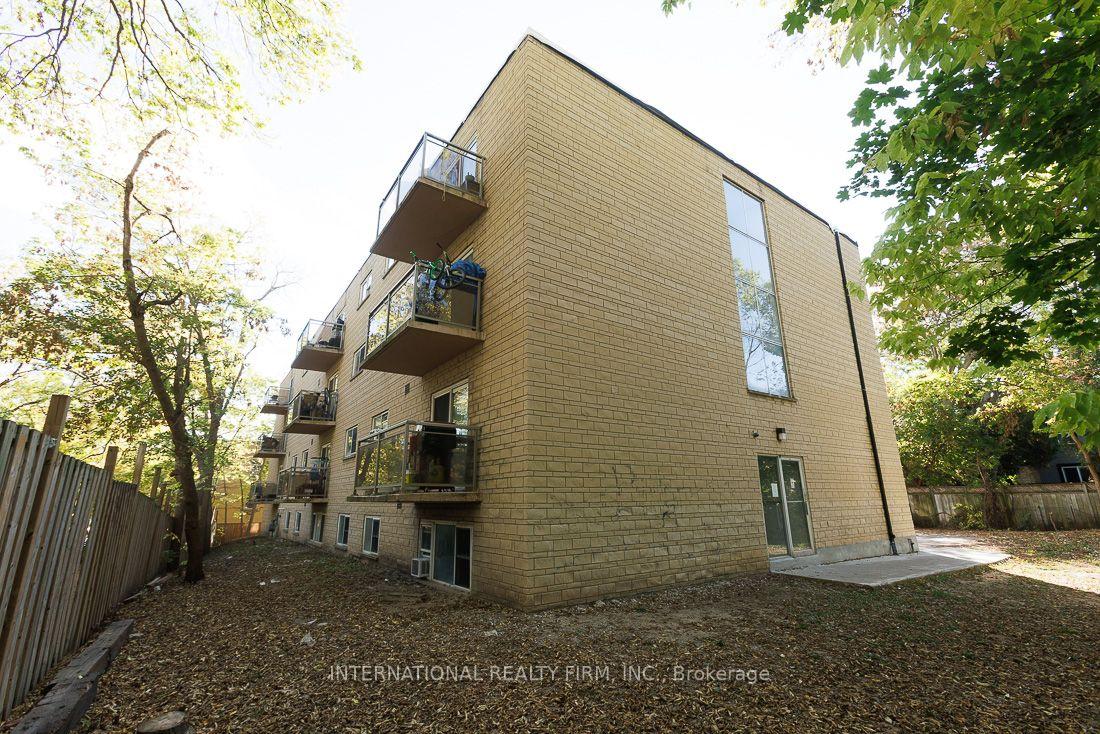Photo 16 of Unit 204, 93 High Street, London, South F — HOMEH