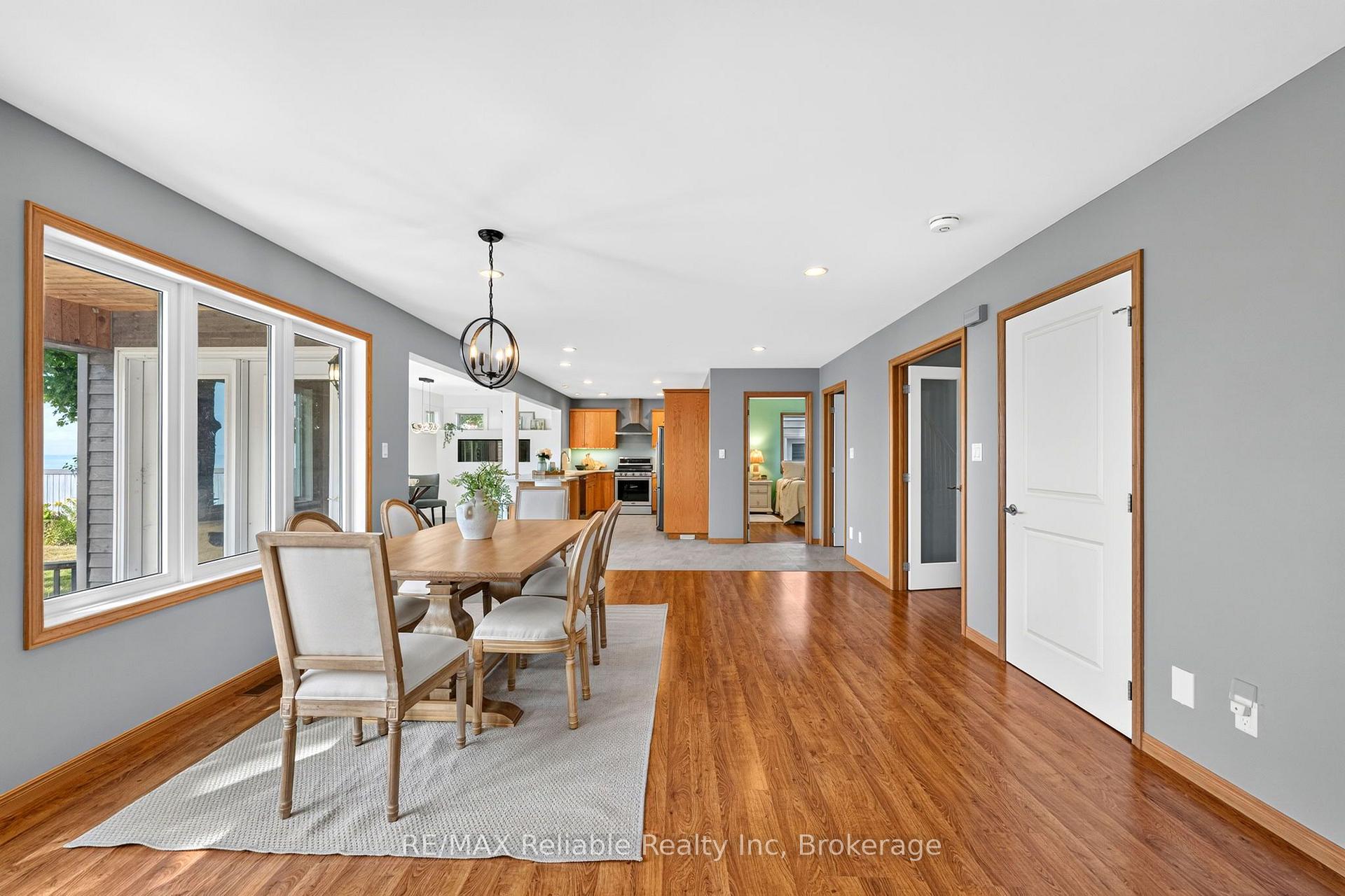 Photo 7 of 113 Tuyll Street, Bluewater, Bayfield — HOMEH