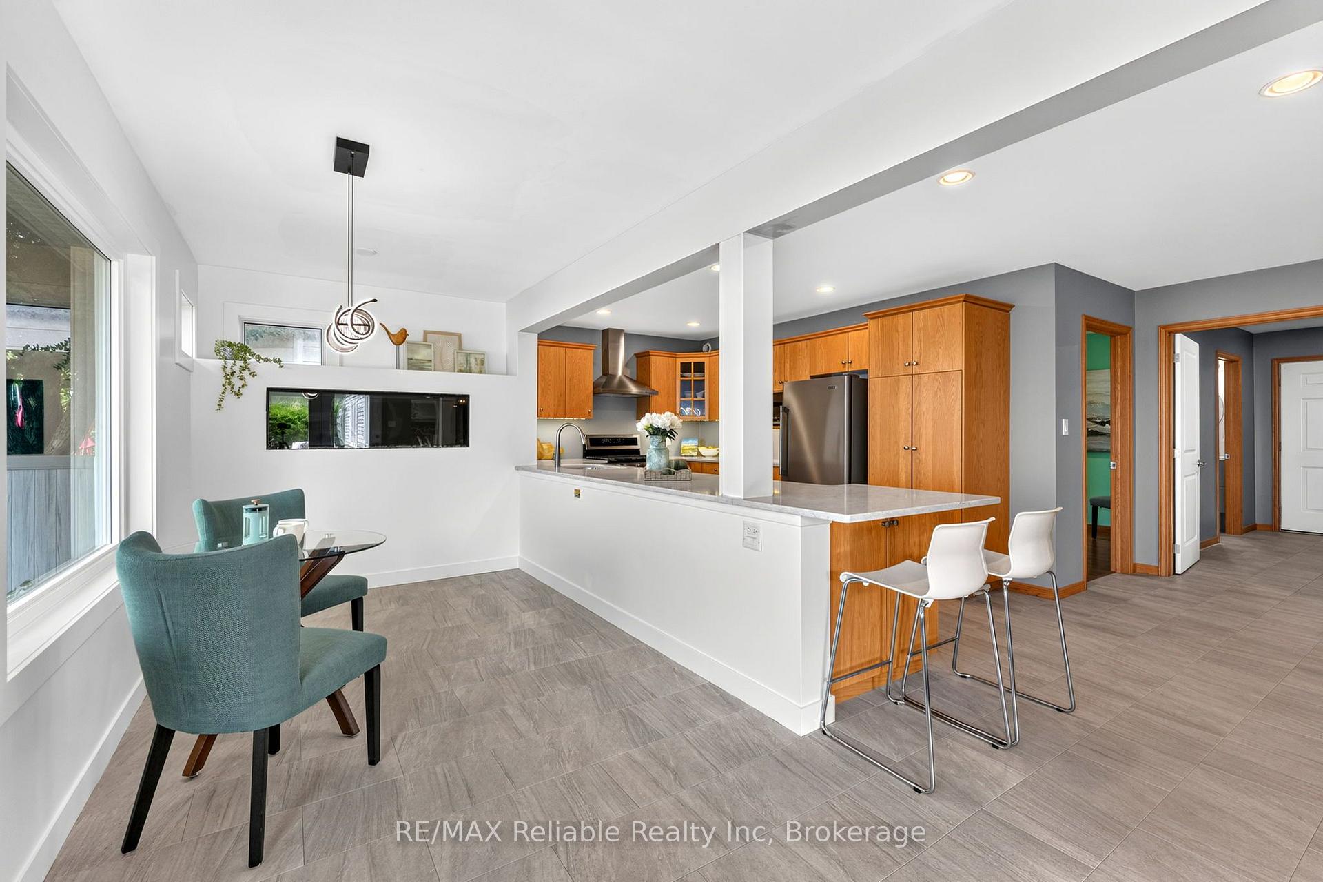 Photo 9 of 113 Tuyll Street, Bluewater, Bayfield — HOMEH