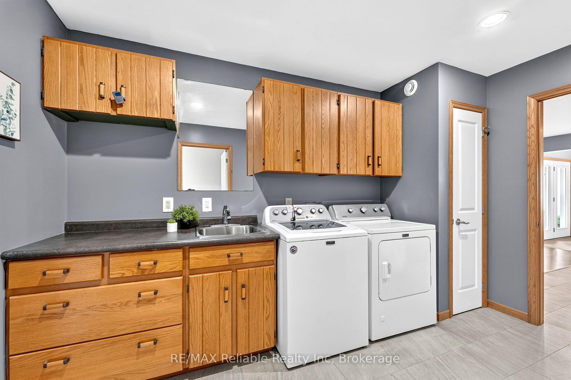 Photo 28 of 113 Tuyll Street, Bluewater, Bayfield — HOMEH