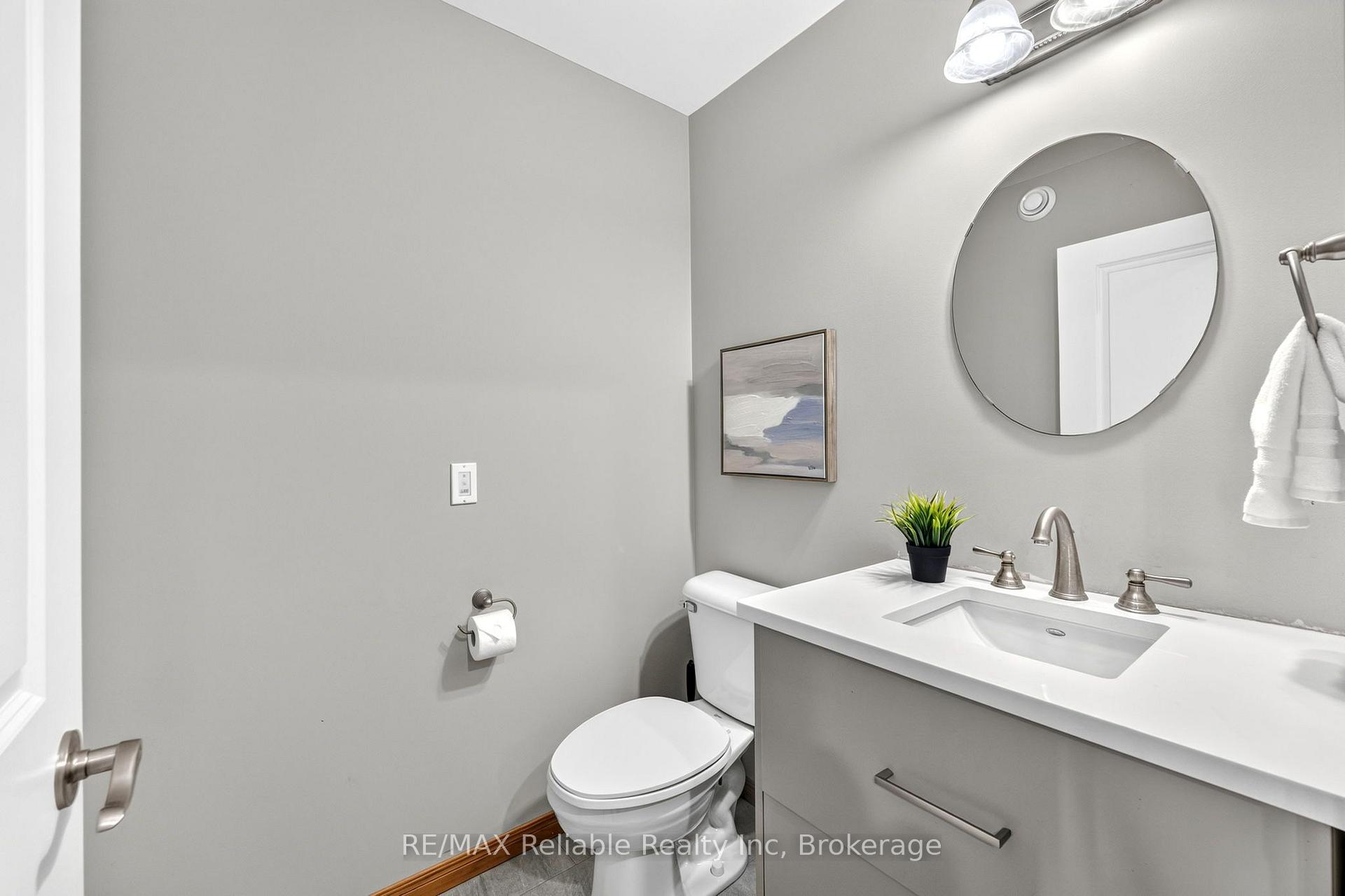 Photo 29 of 113 Tuyll Street, Bluewater, Bayfield — HOMEH