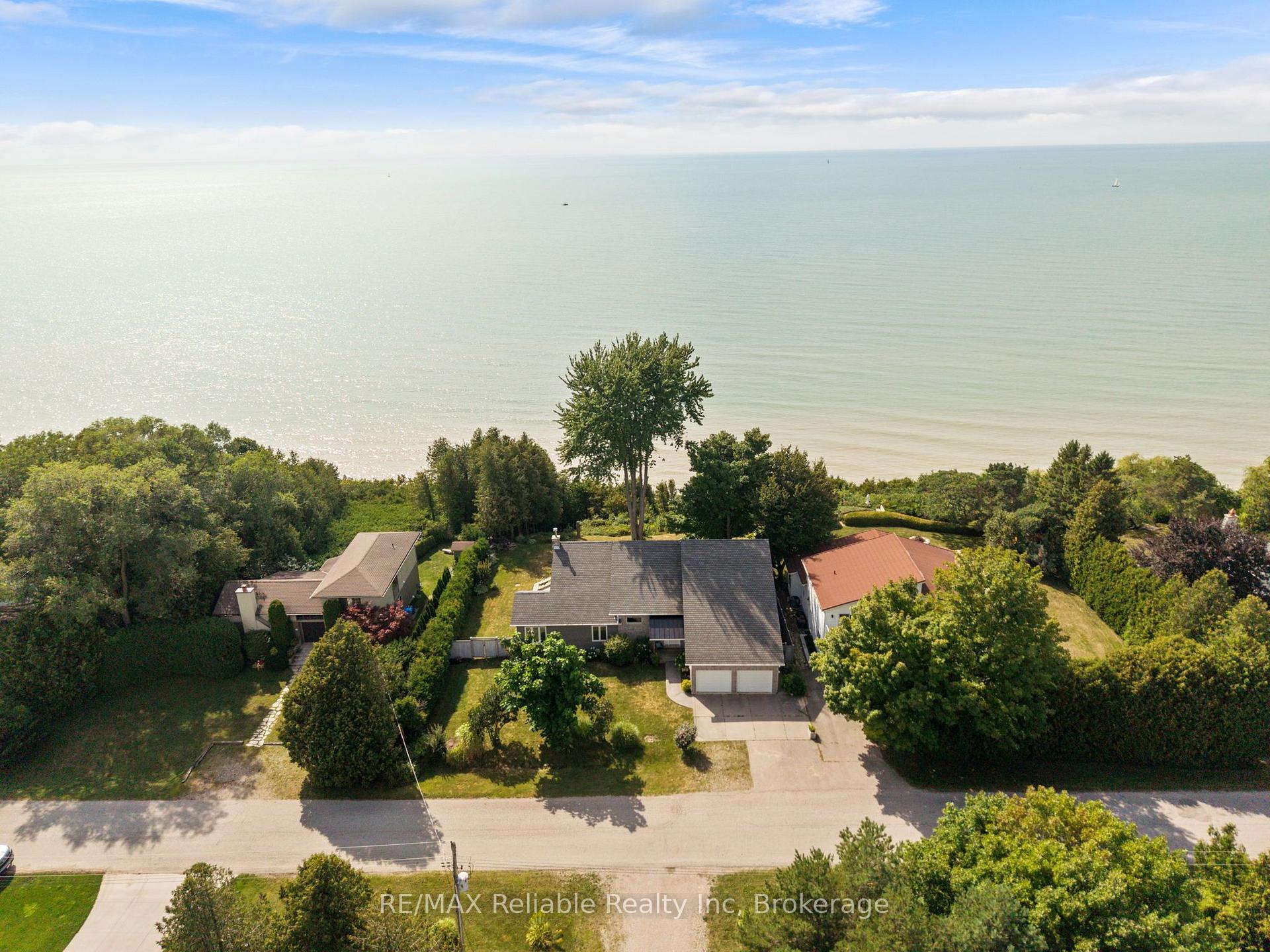 Photo 48 of 113 Tuyll Street, Bluewater, Bayfield — HOMEH