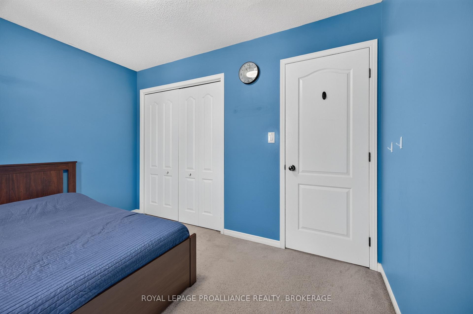 Photo 23 of 445 Maureen Street, Kingston, Kingston East (Incl Barret Crt) — HOMEH