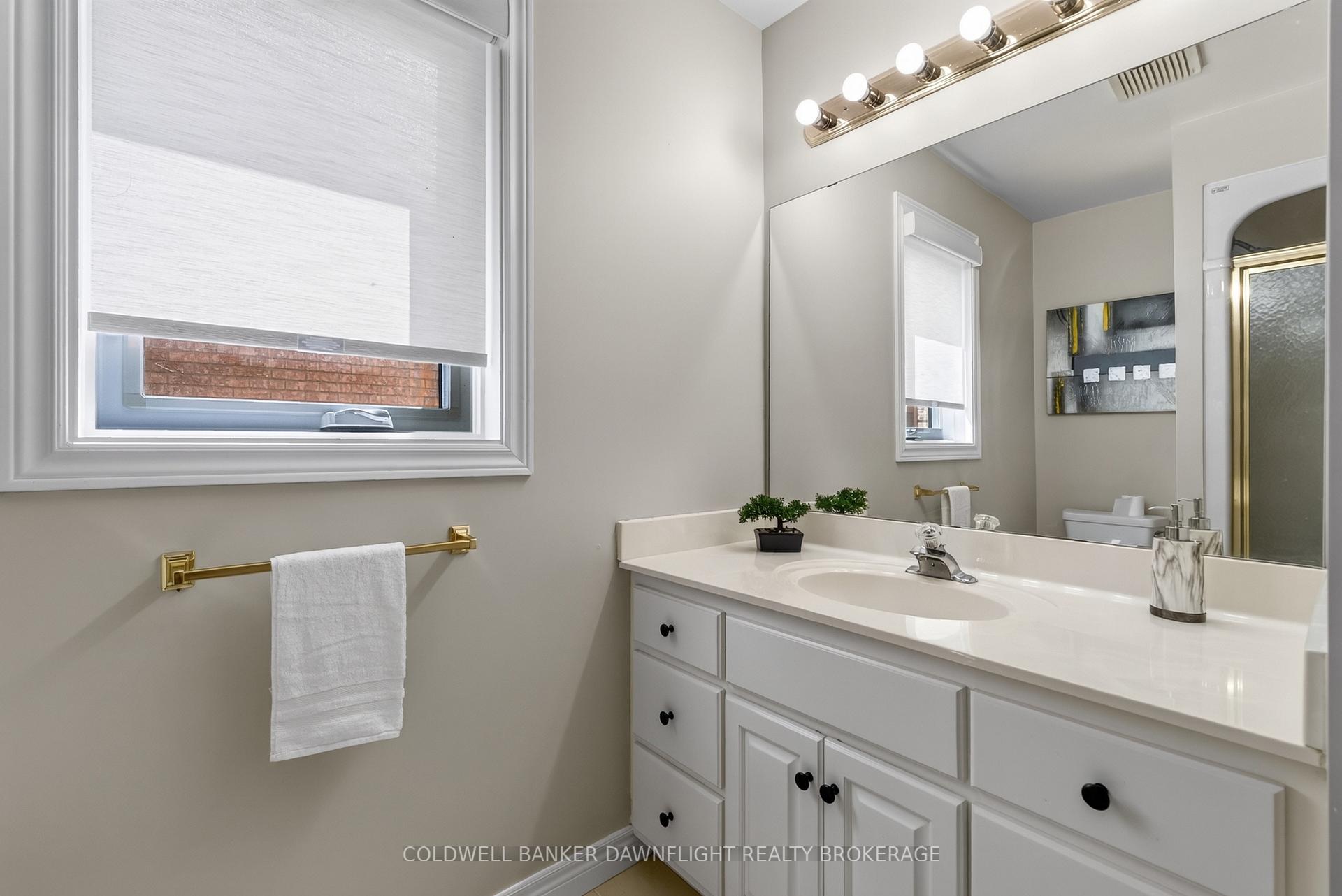 Photo 10 of 14 Gregus Court, South Huron, Exeter — HOMEH
