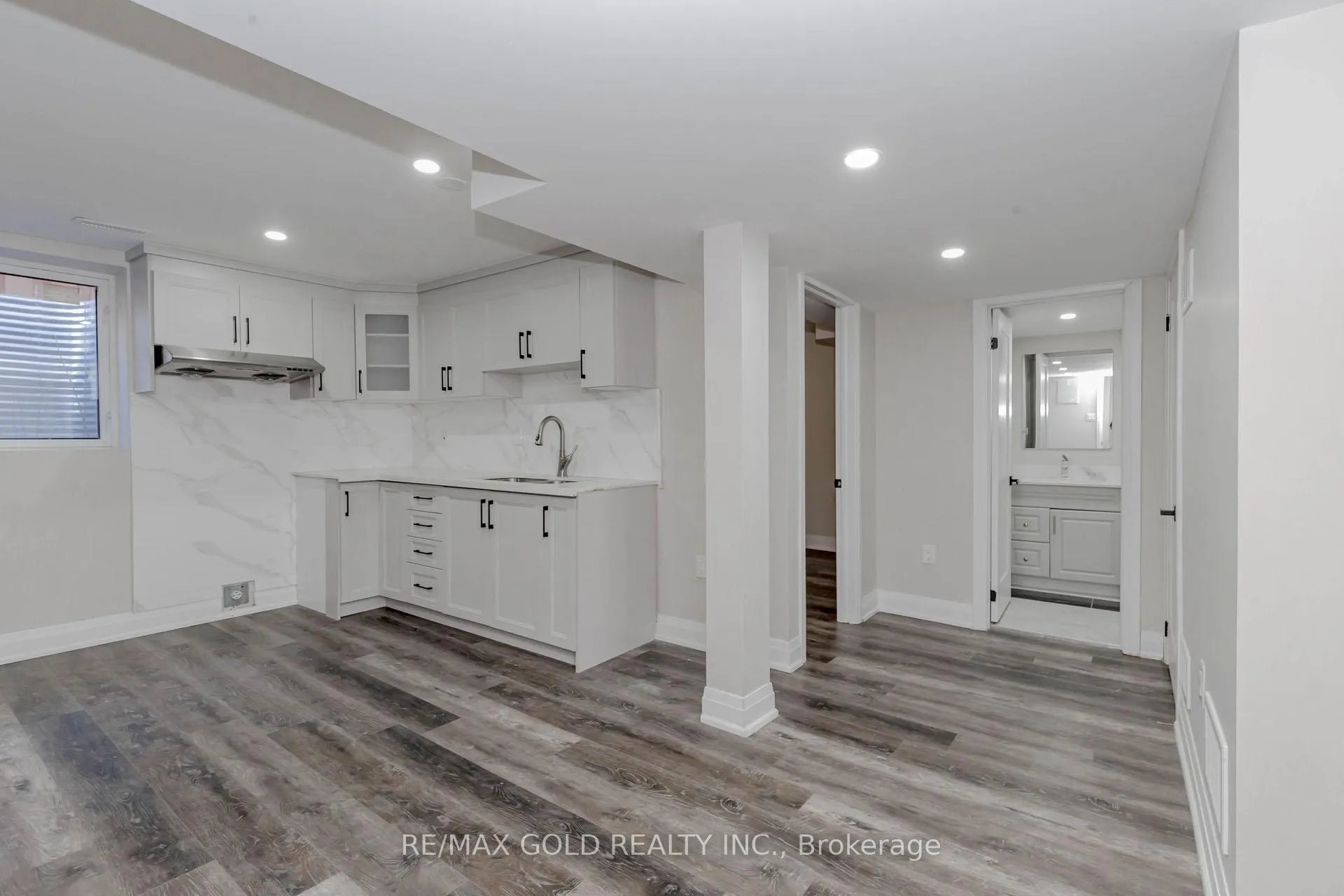 Photo 33 of 63 Floribunda Crescent, Brampton, Bramalea West Industrial — HOMEH