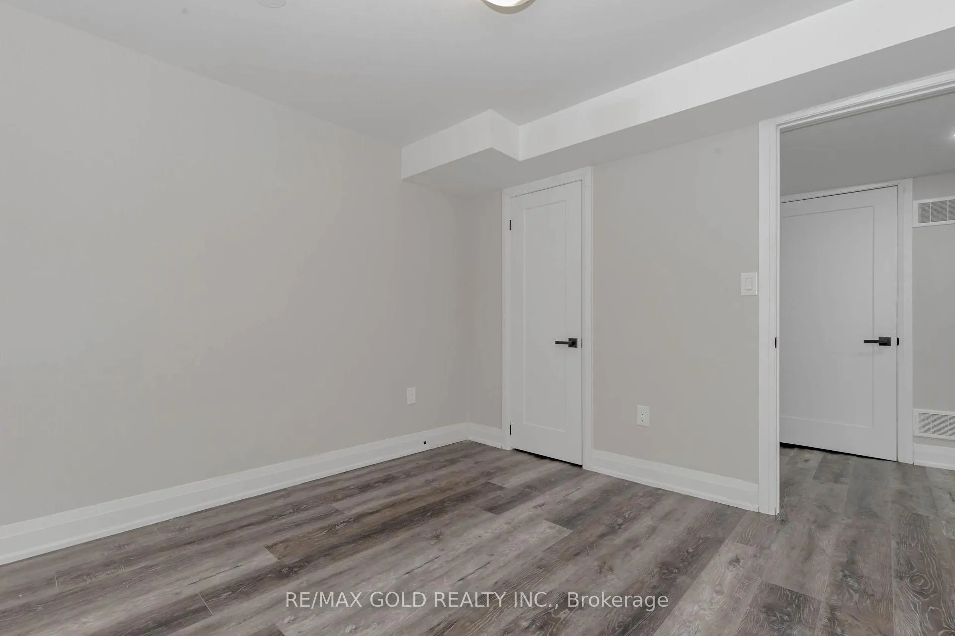 Photo 41 of 63 Floribunda Crescent, Brampton, Bramalea West Industrial — HOMEH