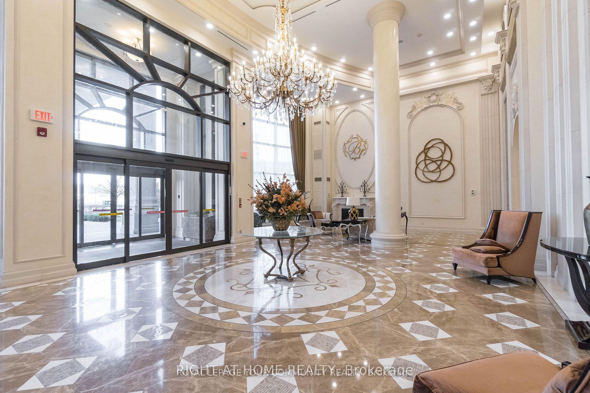 Photo 4 of Unit 512, 9245 Jane Street, Vaughan, Maple — HOMEH