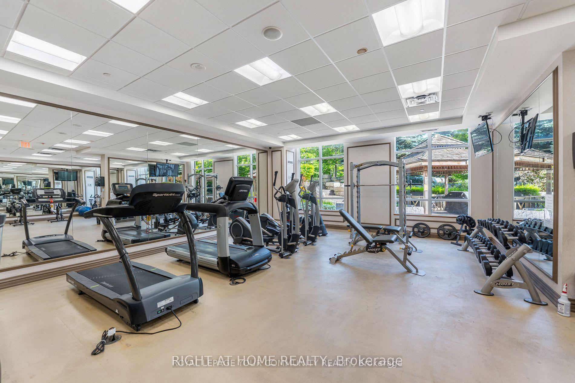 Photo 18 of Unit 512, 9245 Jane Street, Vaughan, Maple — HOMEH