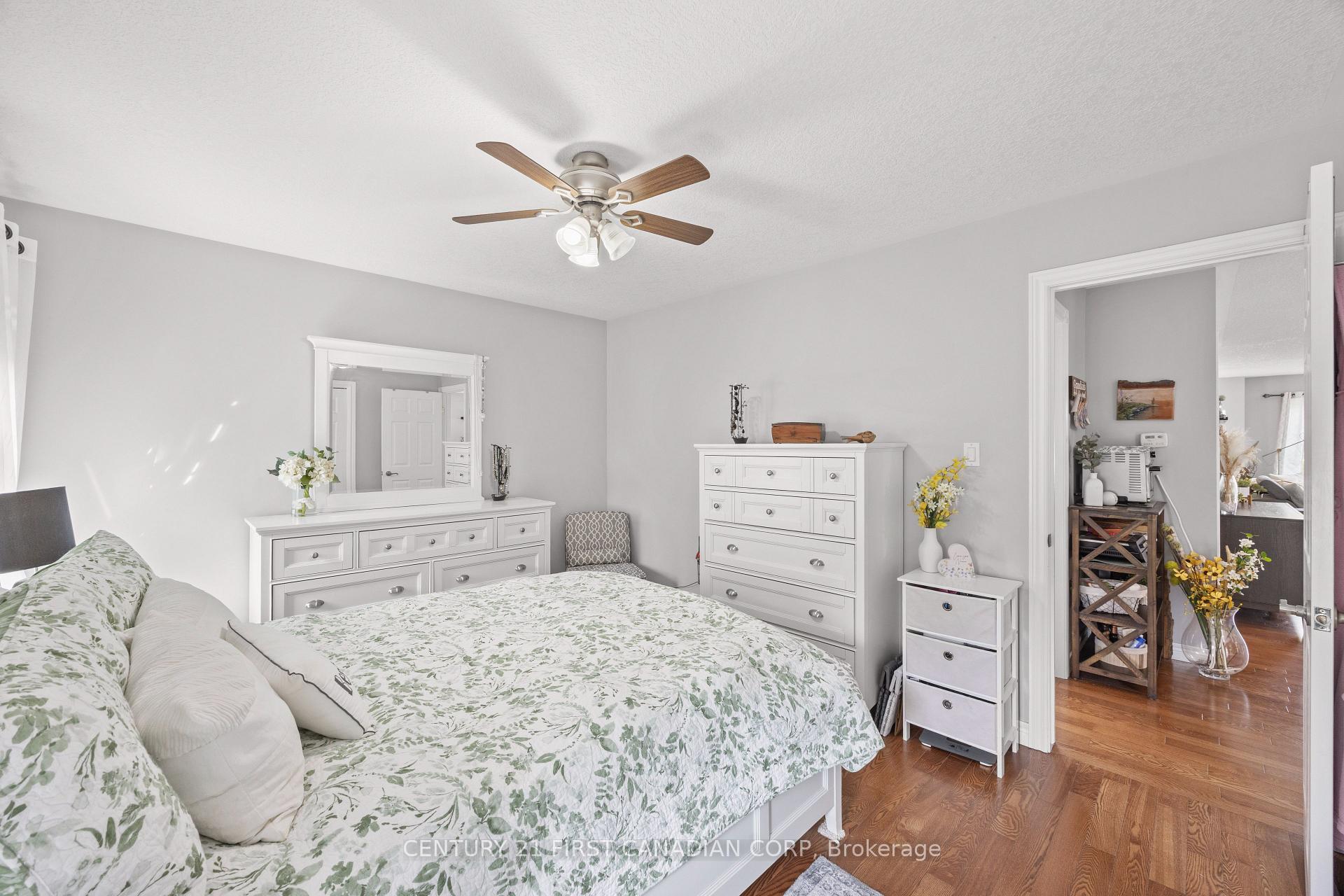 Photo 22 of 34 Brock Street, St. Thomas — HOMEH
