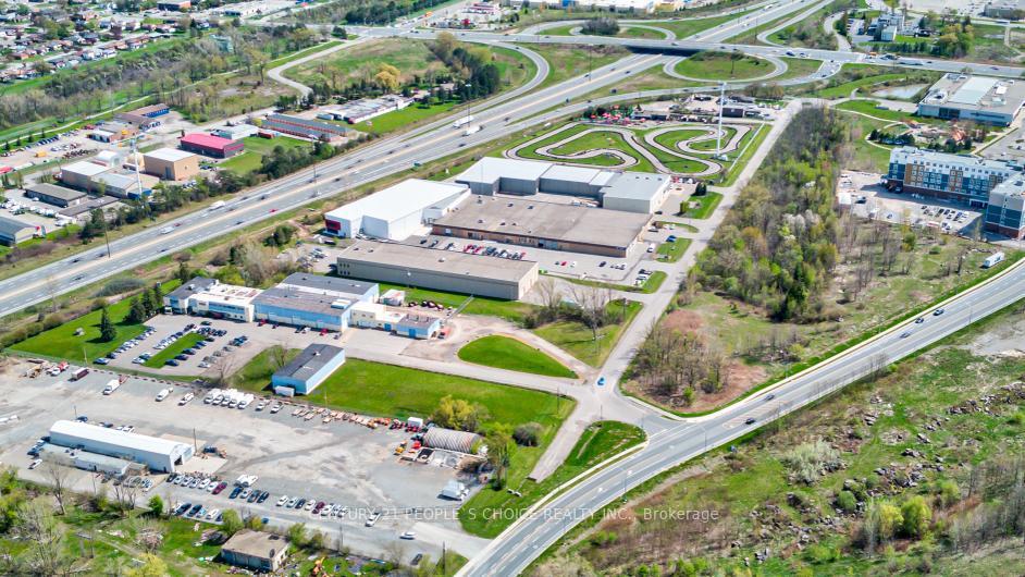 Photo 42 of 7684 Badger Road, Niagara Falls, West Wood — HOMEH