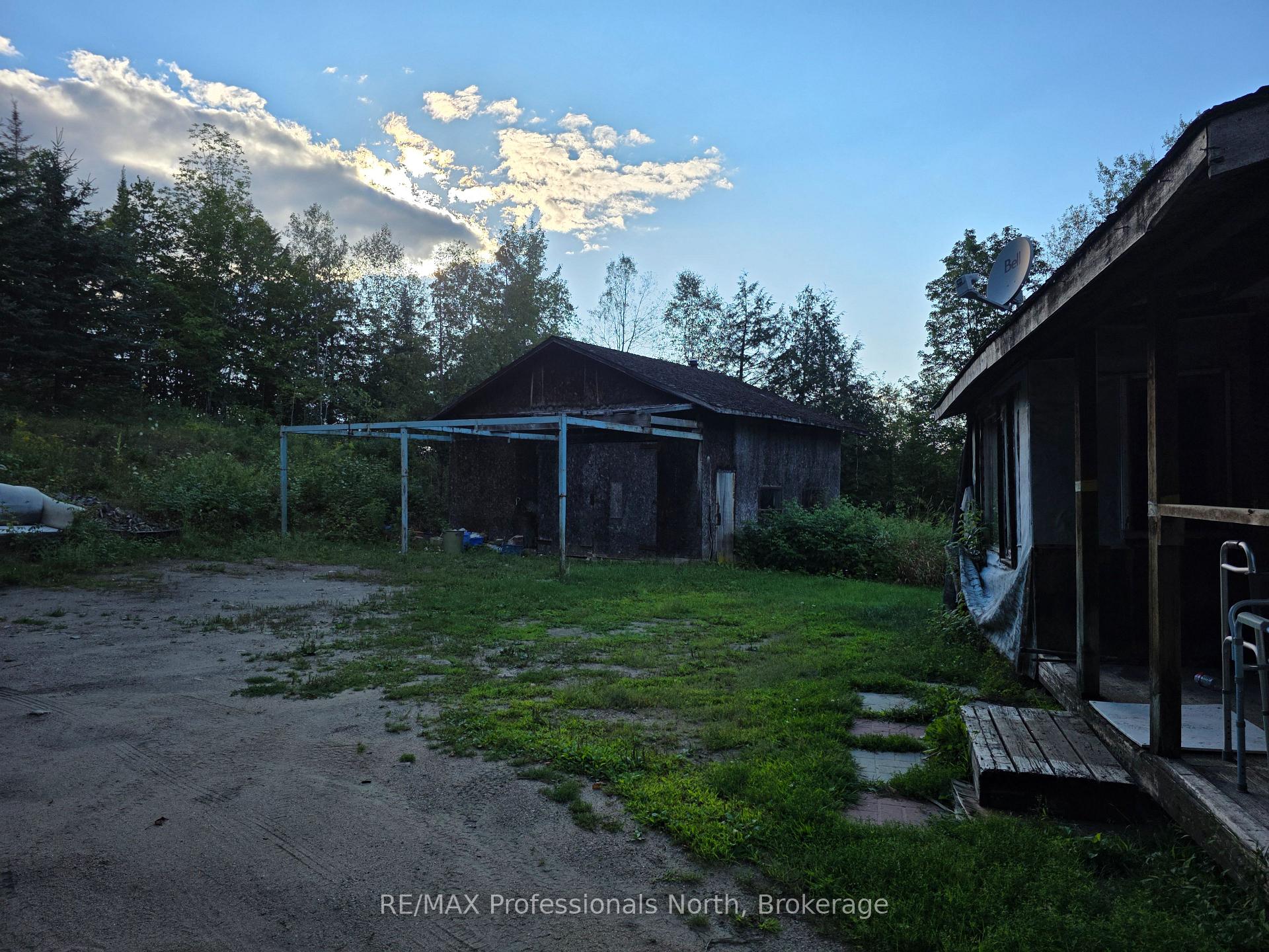 Photo 9 of 1026 Puffer Road, Minden Hills, Minden — HOMEH
