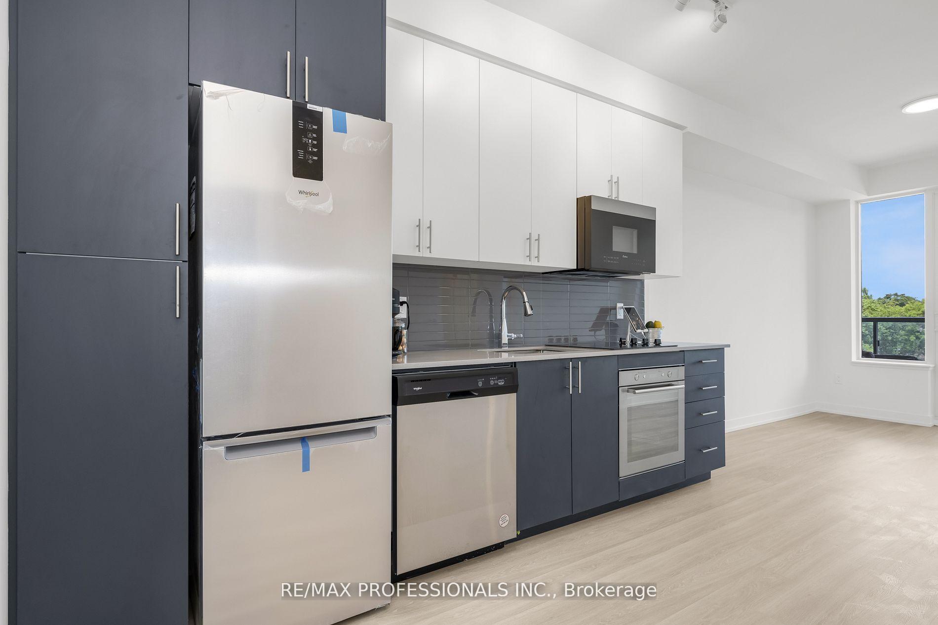 Photo 5 of Unit 411, 415 Main Street W, Hamilton, Kirkendall — HOMEH