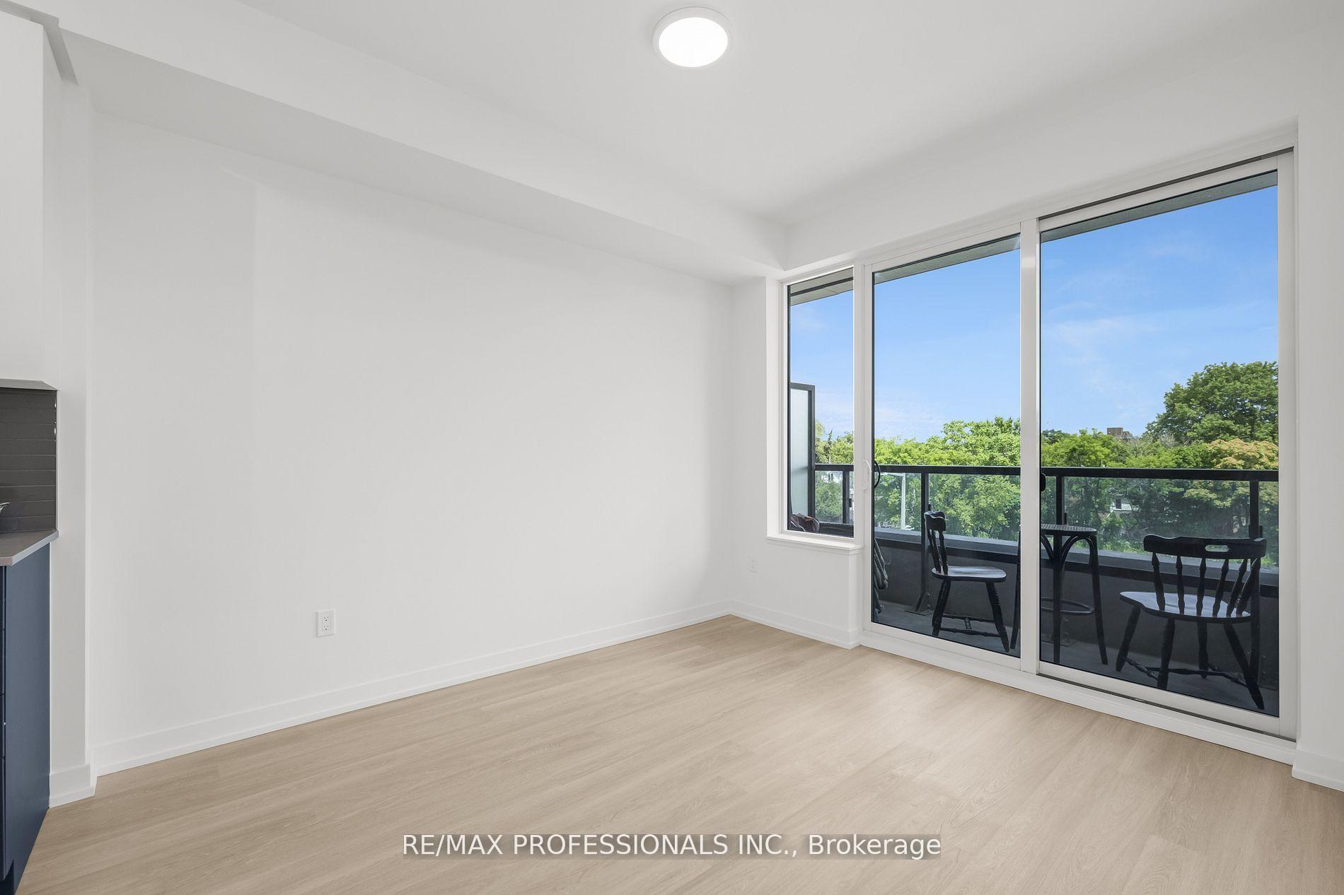 Photo 9 of Unit 411, 415 Main Street W, Hamilton, Kirkendall — HOMEH