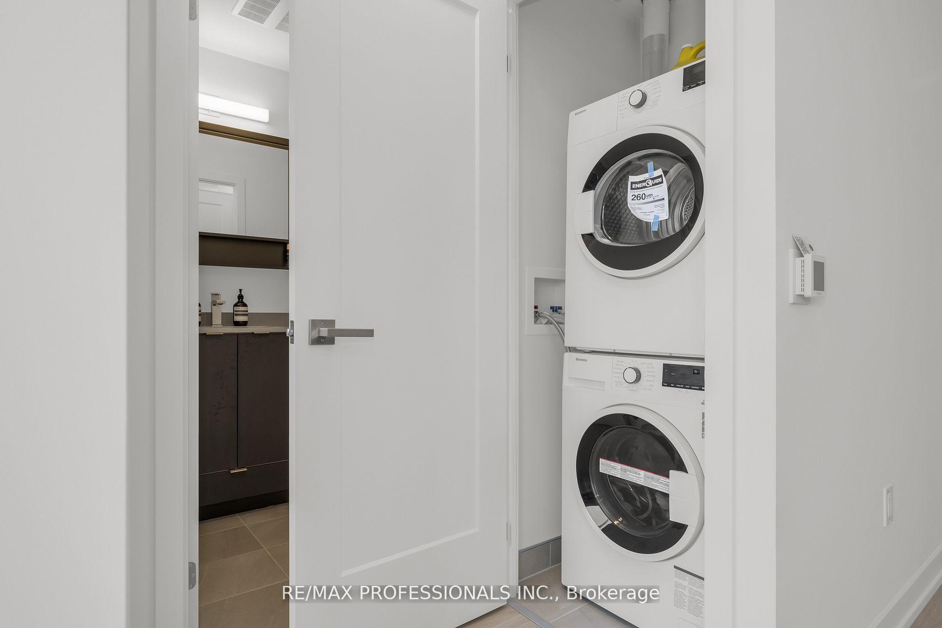 Photo 11 of Unit 411, 415 Main Street W, Hamilton, Kirkendall — HOMEH