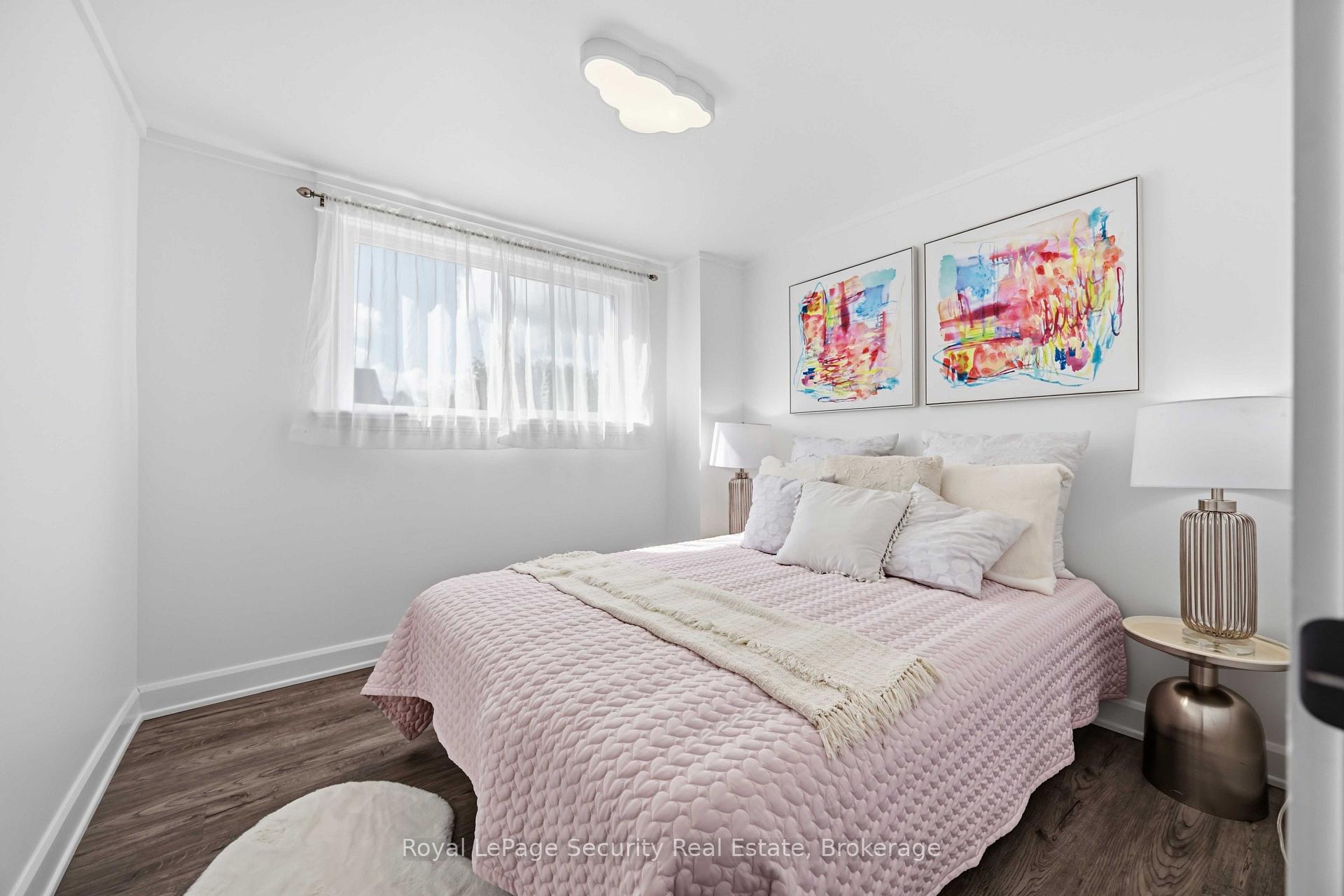 Photo 21 of 116 Guelph Street, Oshawa, Donevan — HOMEH