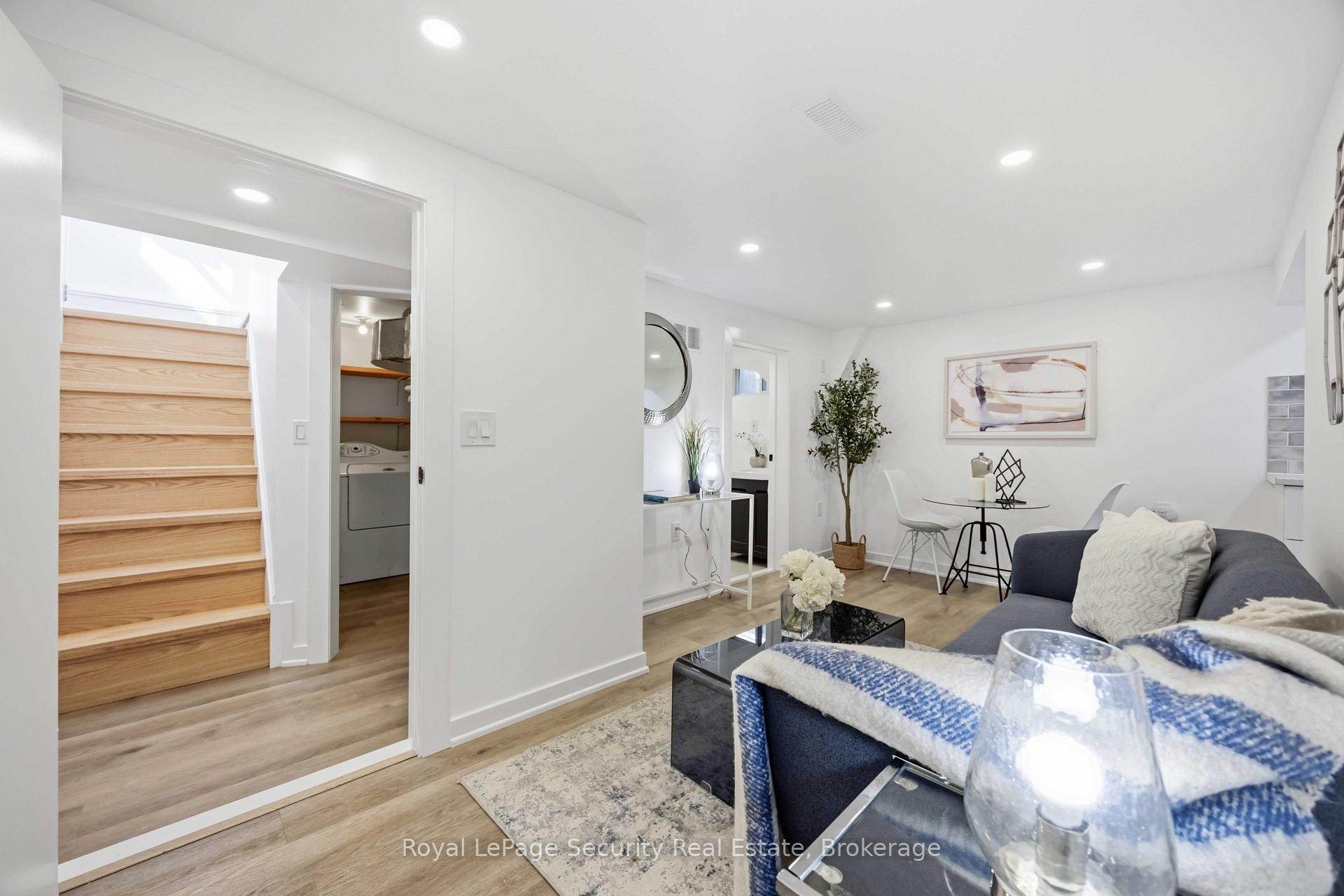 Photo 24 of 116 Guelph Street, Oshawa, Donevan — HOMEH