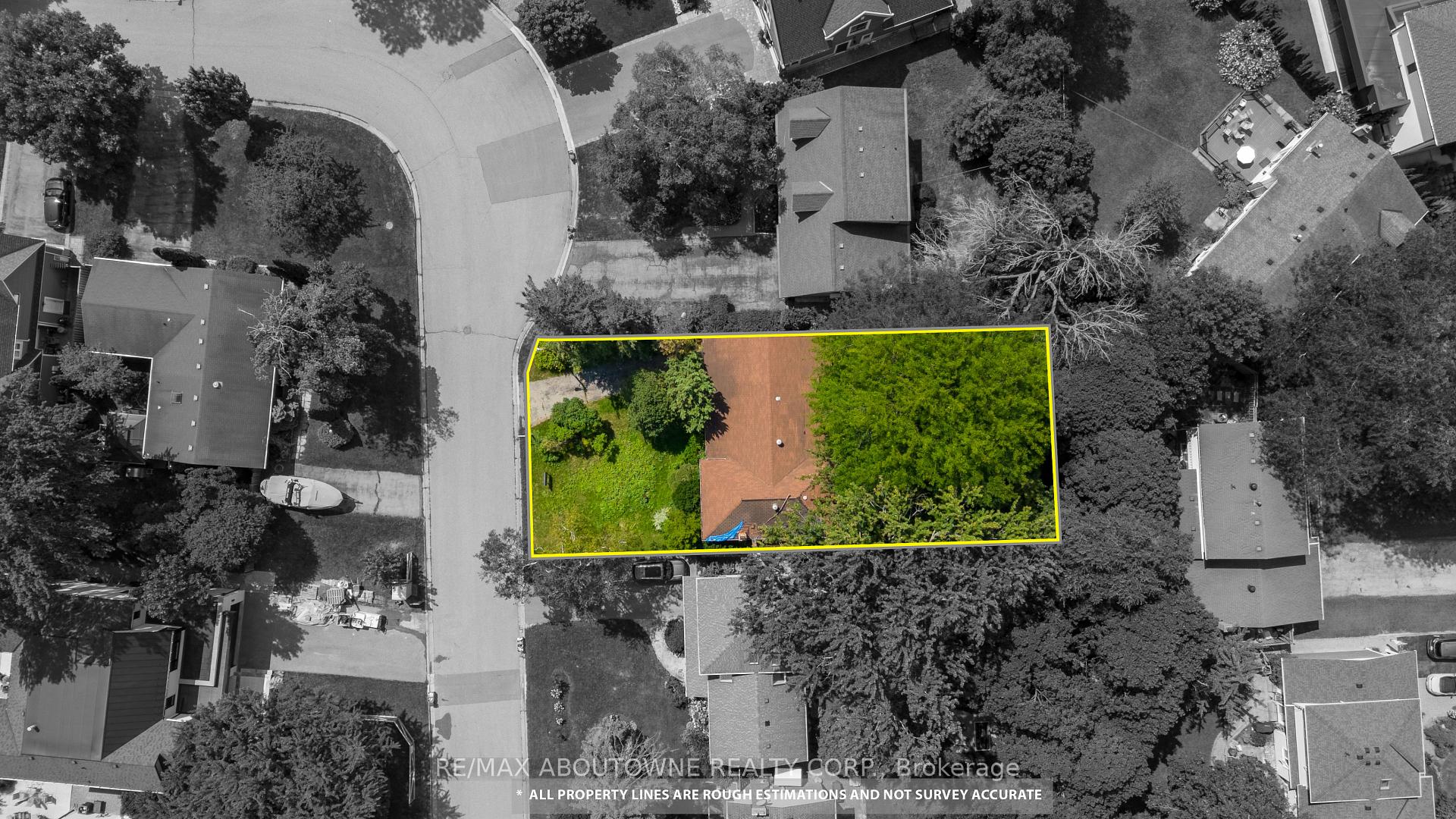Photo 4 of 144 Ulster Drive, Oakville, Bronte — HOMEH