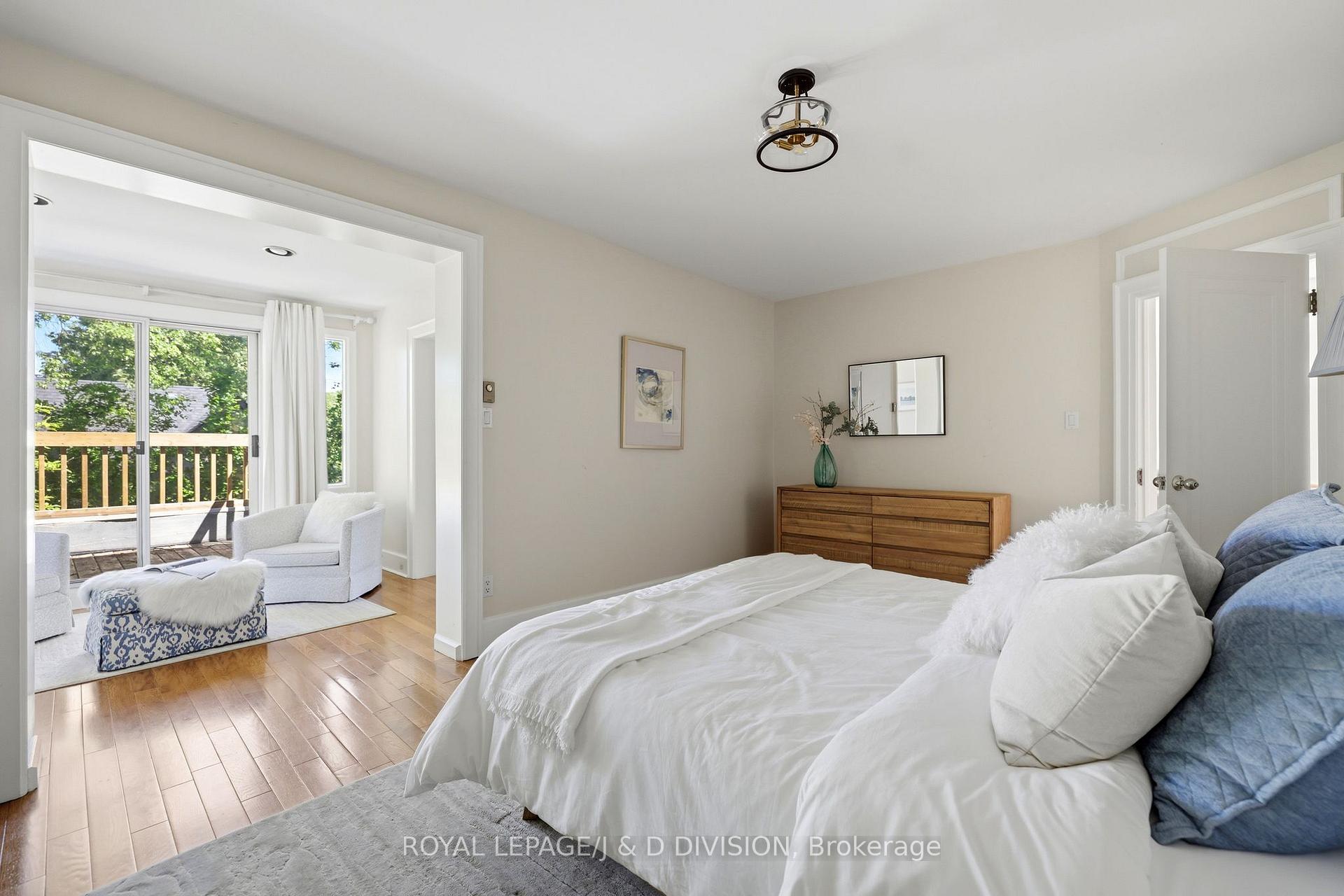 Photo 17 of 102 Ridge Drive, Toronto, Rosedale-Moore Park — HOMEH