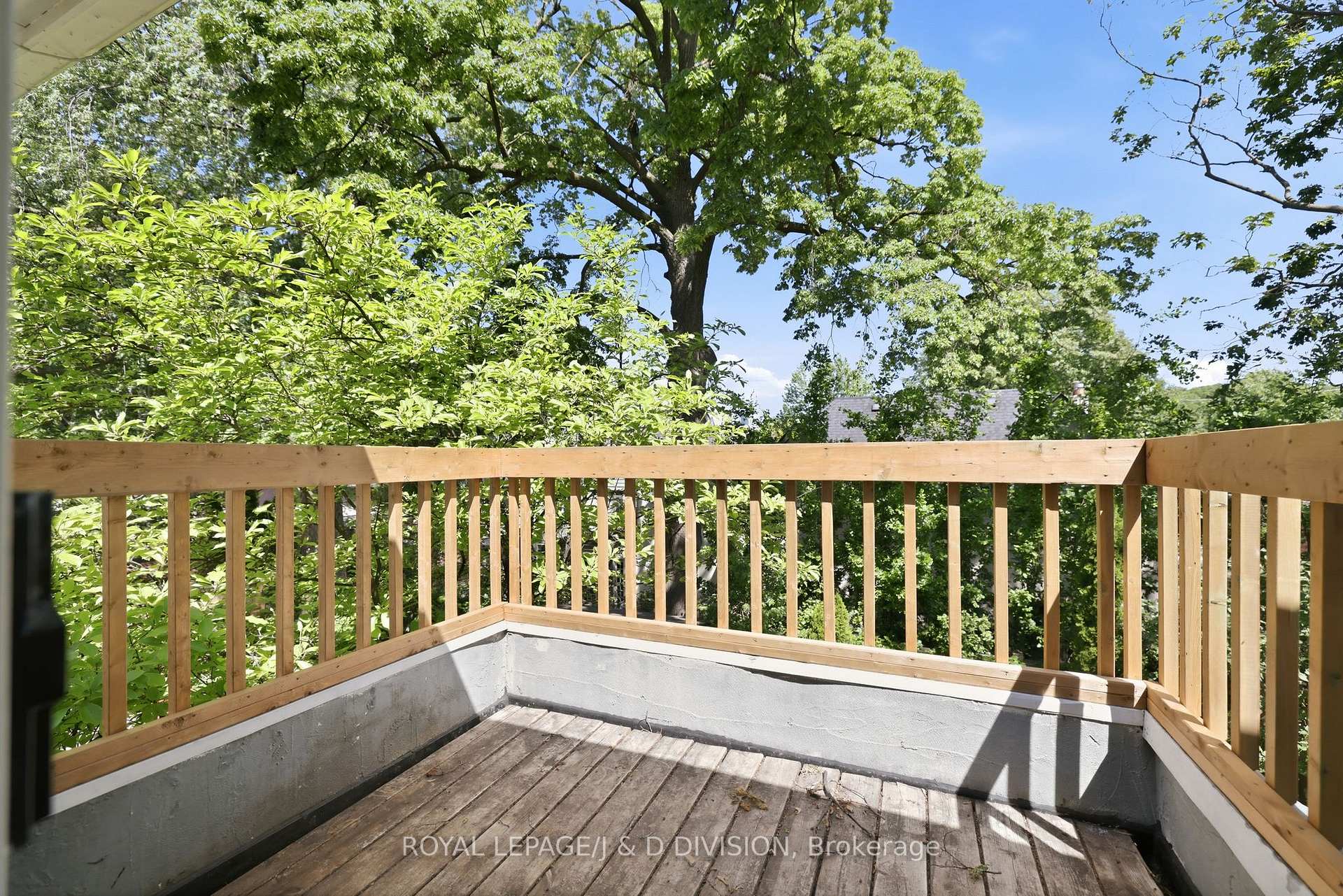 Photo 21 of 102 Ridge Drive, Toronto, Rosedale-Moore Park — HOMEH