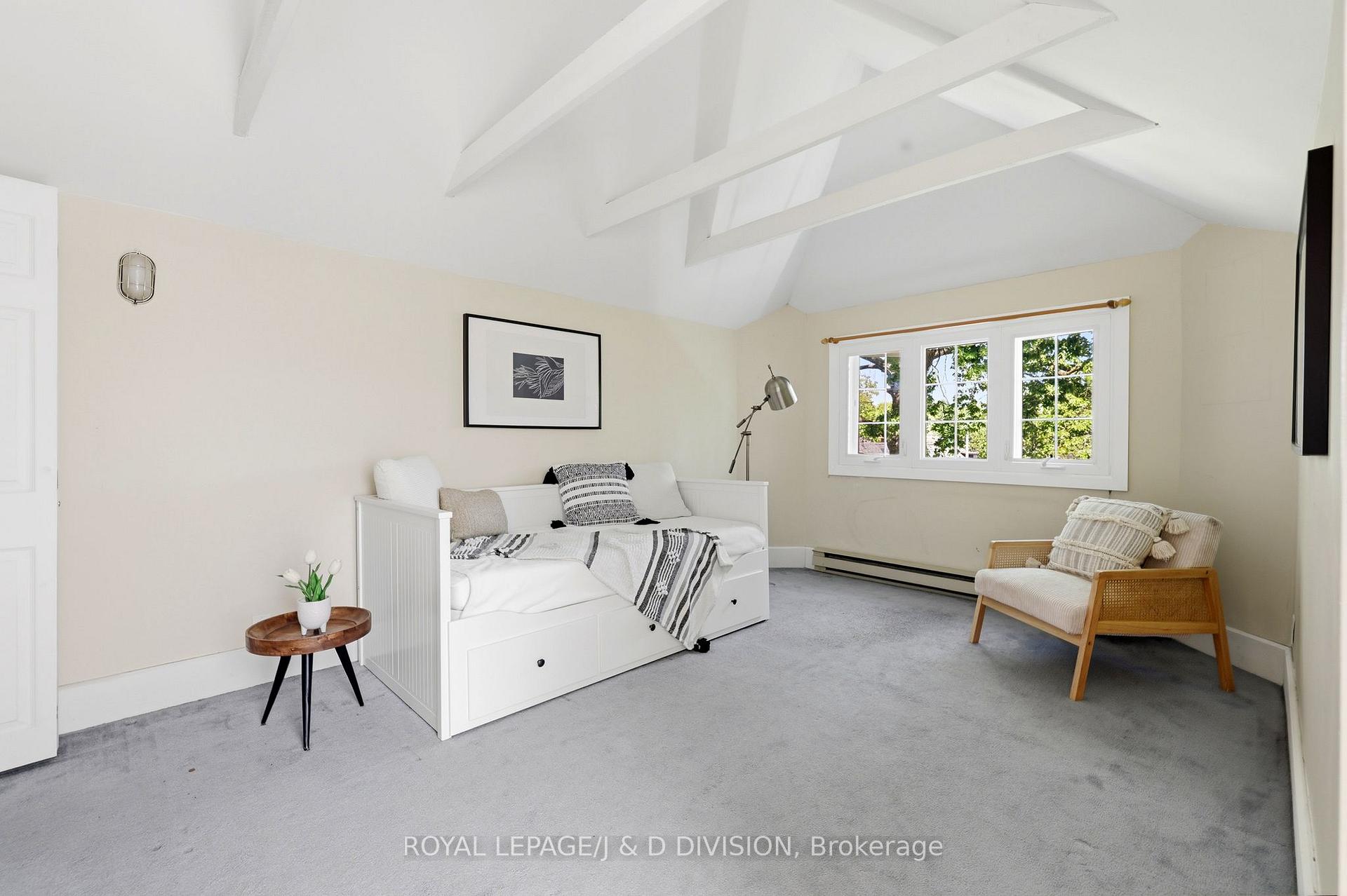 Photo 27 of 102 Ridge Drive, Toronto, Rosedale-Moore Park — HOMEH