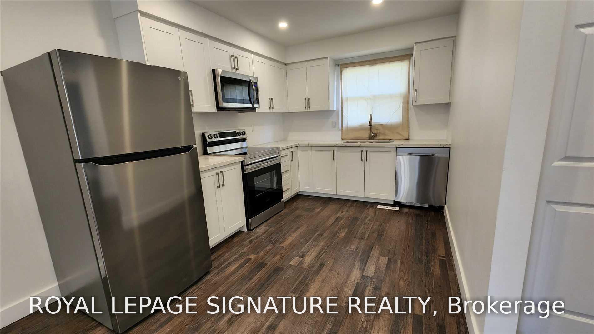 Photo 5 of 107 Crittenden Square, Scarborough, Malvern — HOMEH