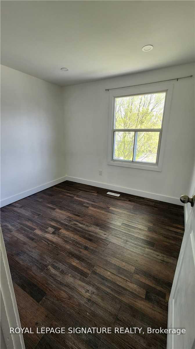Photo 12 of 107 Crittenden Square, Scarborough, Malvern — HOMEH