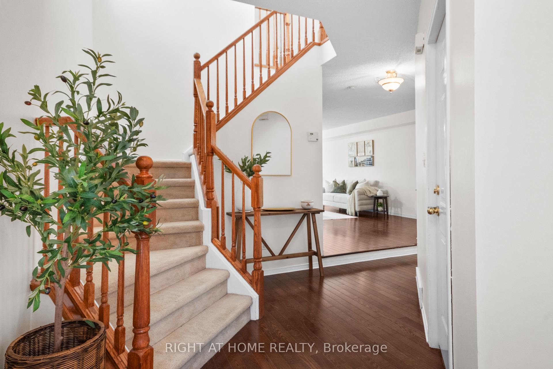 Photo 4 of Unit 87, 320 Ambleside Drive, London, North A — HOMEH