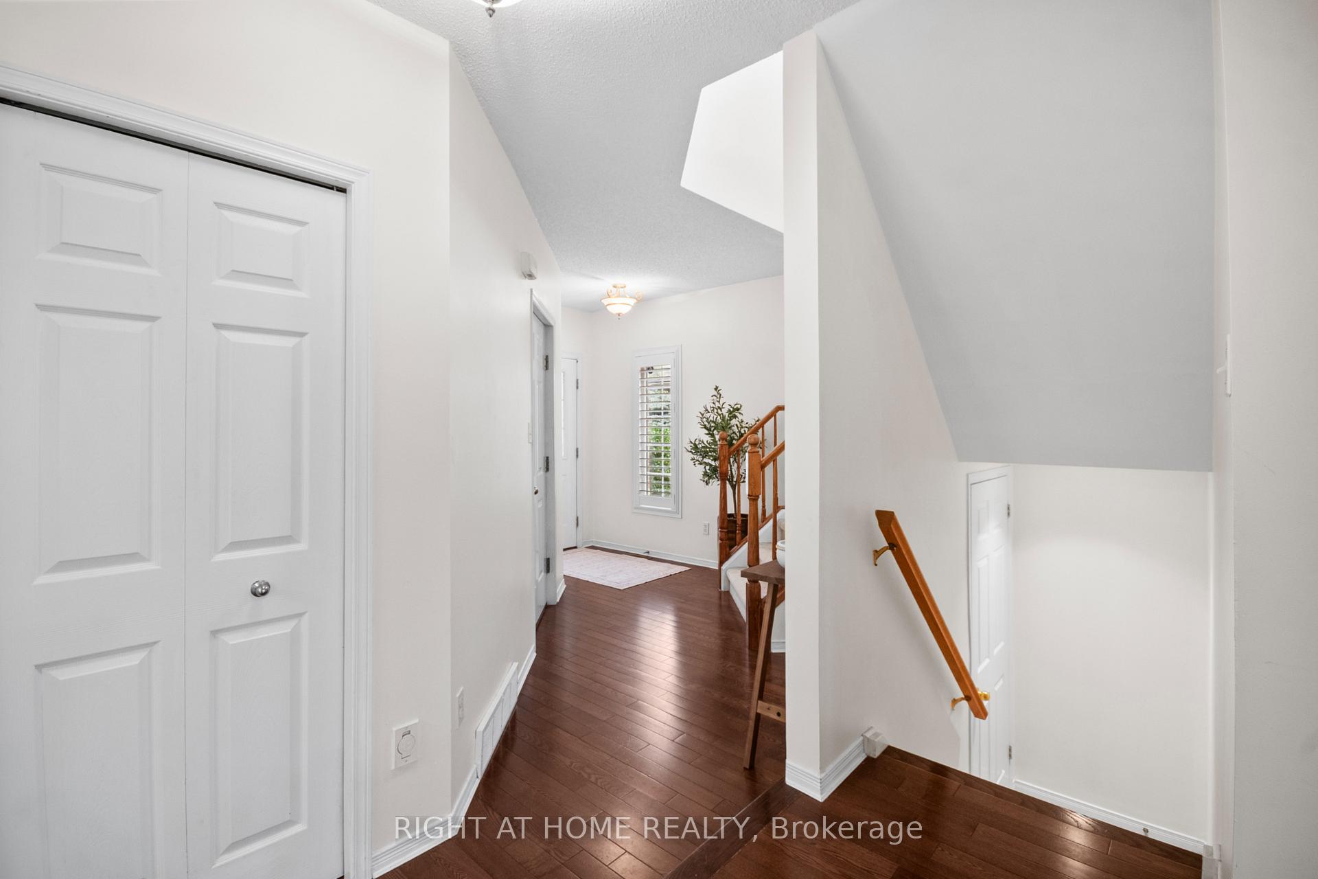 Photo 6 of Unit 87, 320 Ambleside Drive, London, North A — HOMEH