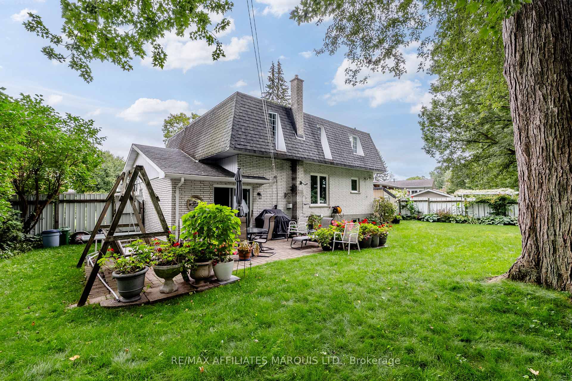 Photo 32 of 645 Dundas Crescent, Cornwall, Cornwall — HOMEH