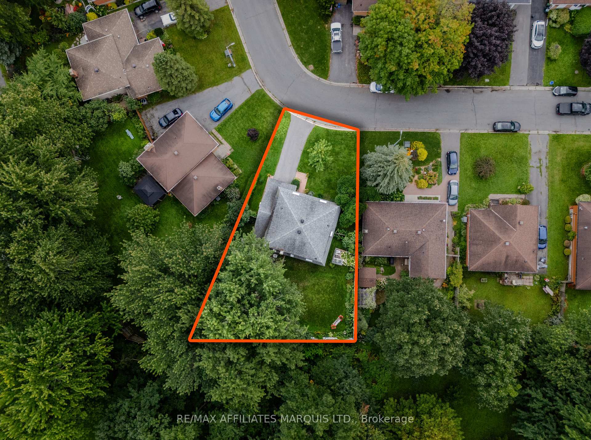 Photo 40 of 645 Dundas Crescent, Cornwall, Cornwall — HOMEH