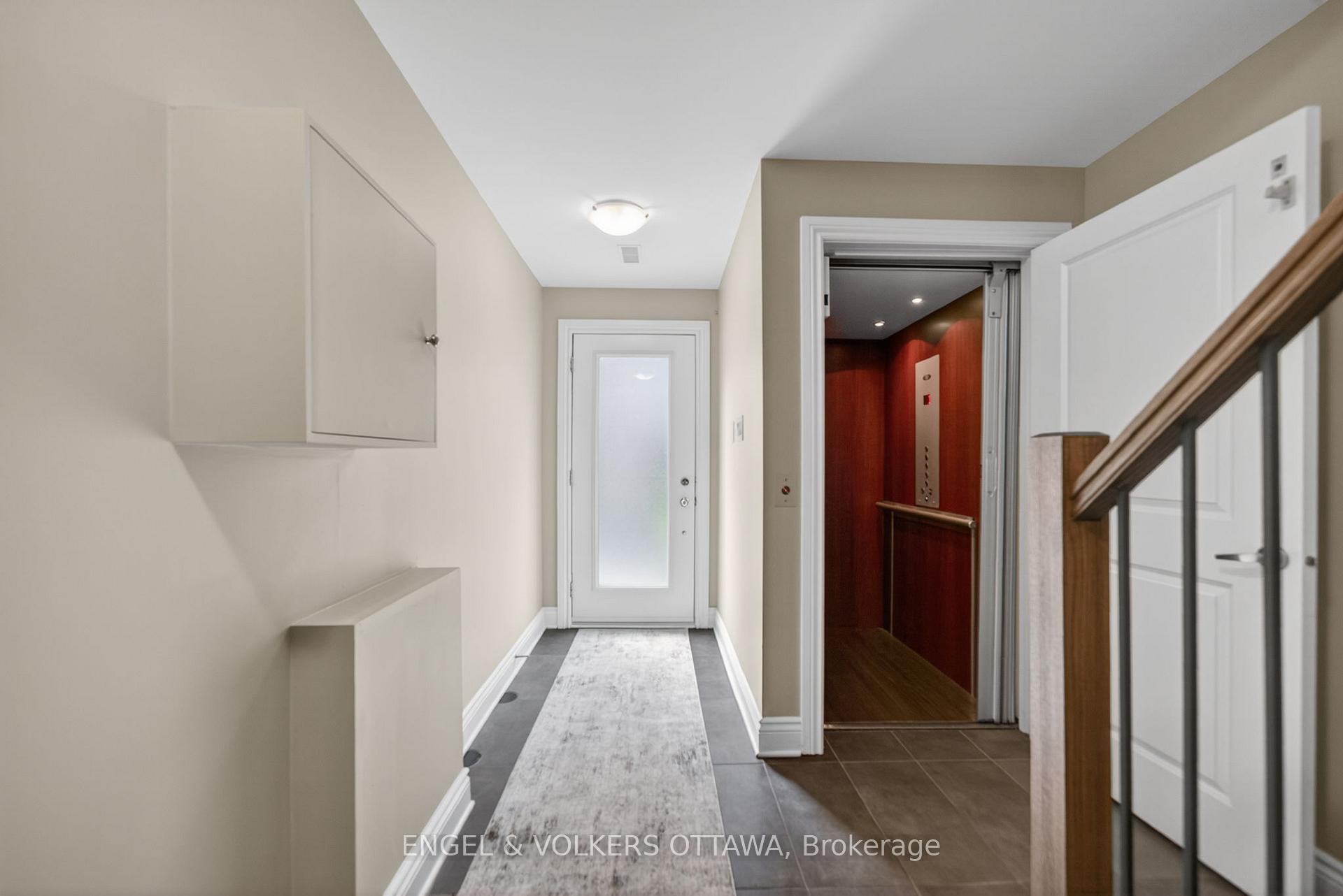 Photo 5 of 1896 Carling Avenue, Ottawa, McKellar Heights/Glabar Park — HOMEH