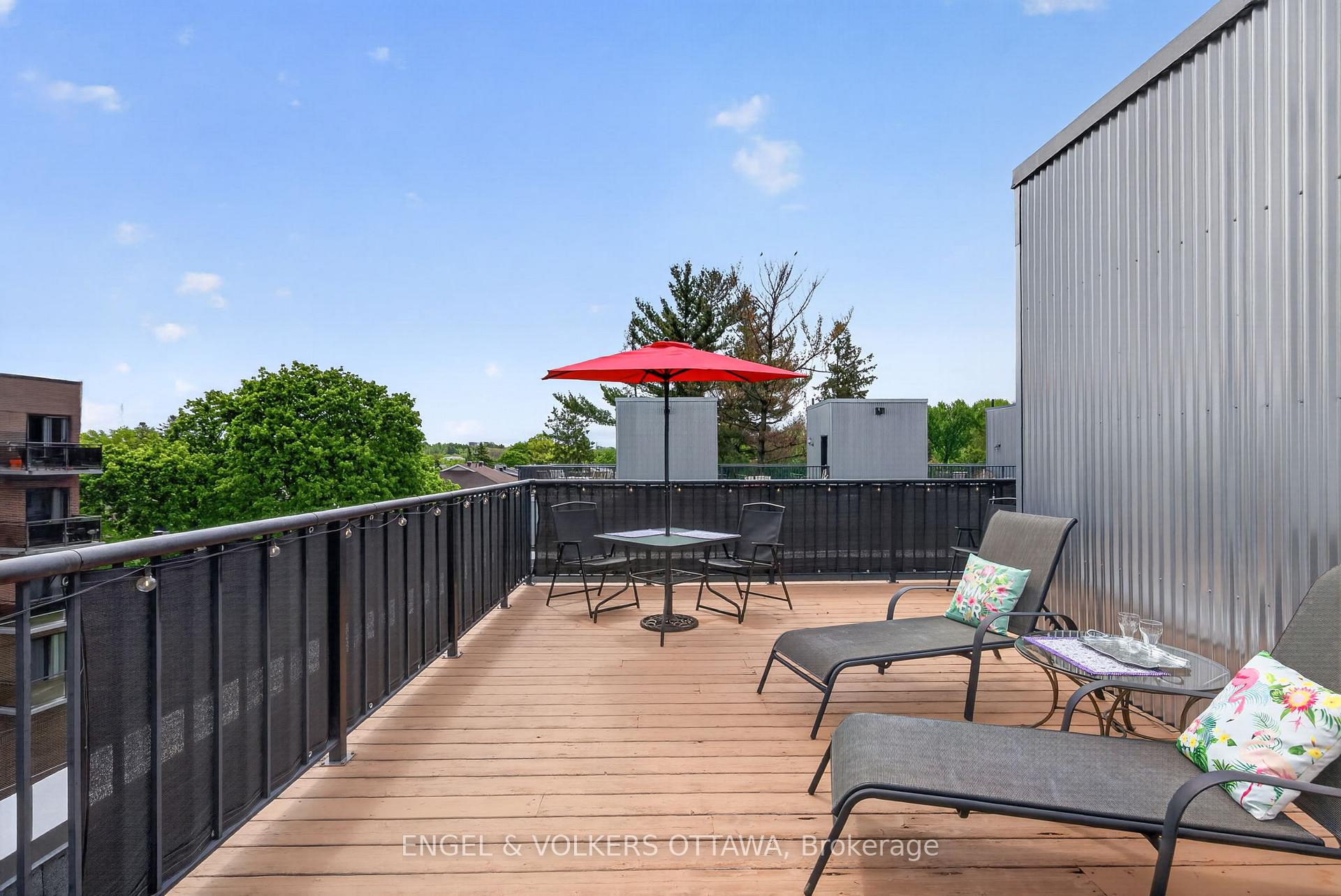 Photo 31 of 1896 Carling Avenue, Ottawa, McKellar Heights/Glabar Park — HOMEH