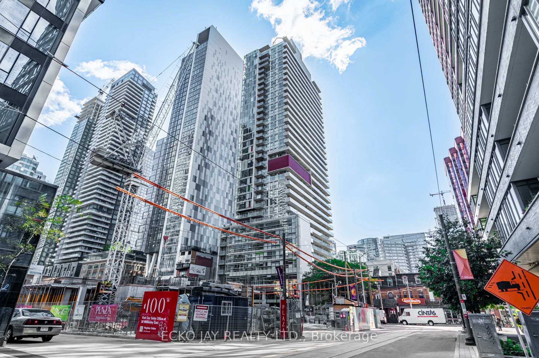 Photo of Unit 3506, 375 King Street W