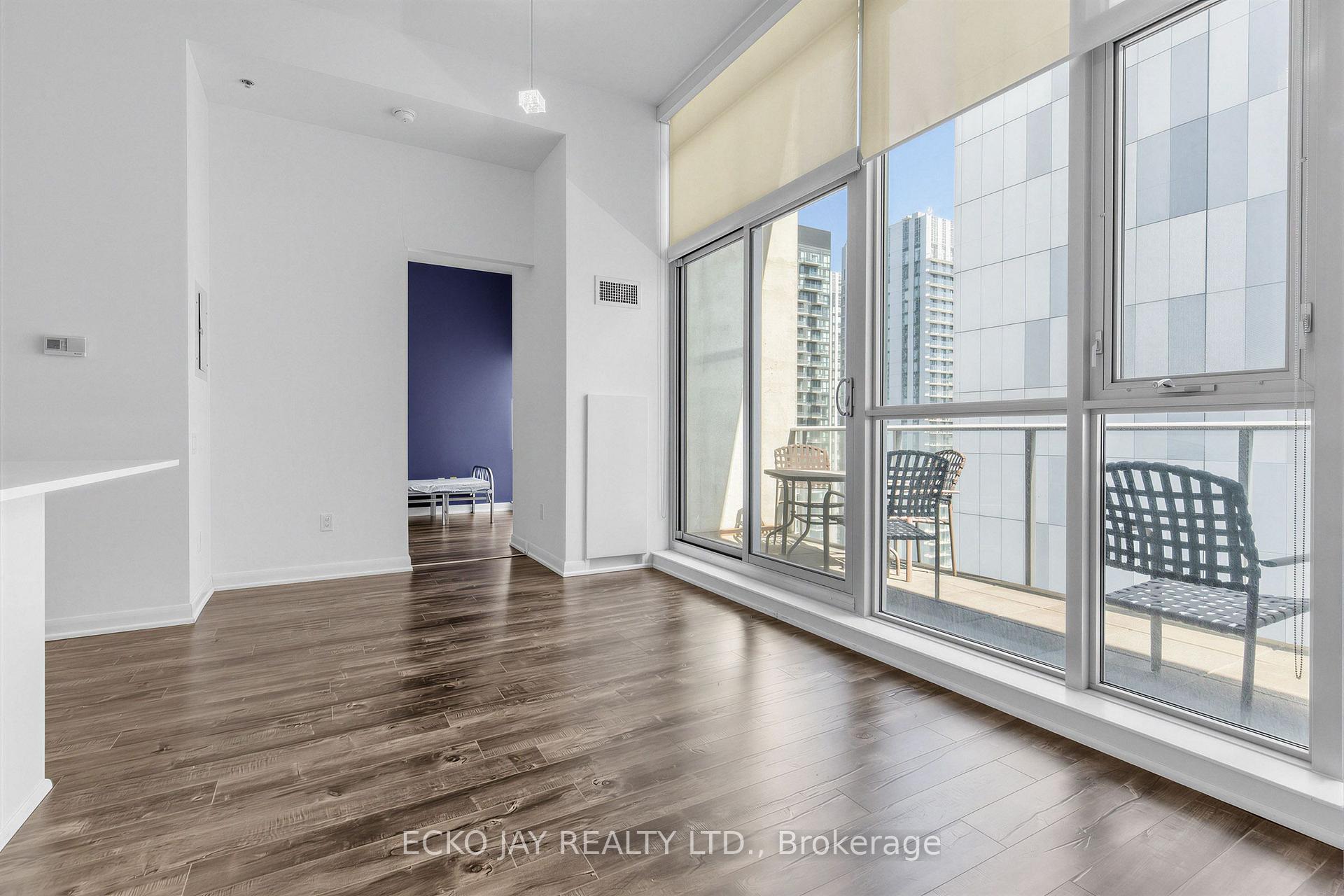 Photo 3 of Unit 3506, 375 King Street W, Toronto, Waterfront Communities — HOMEH
