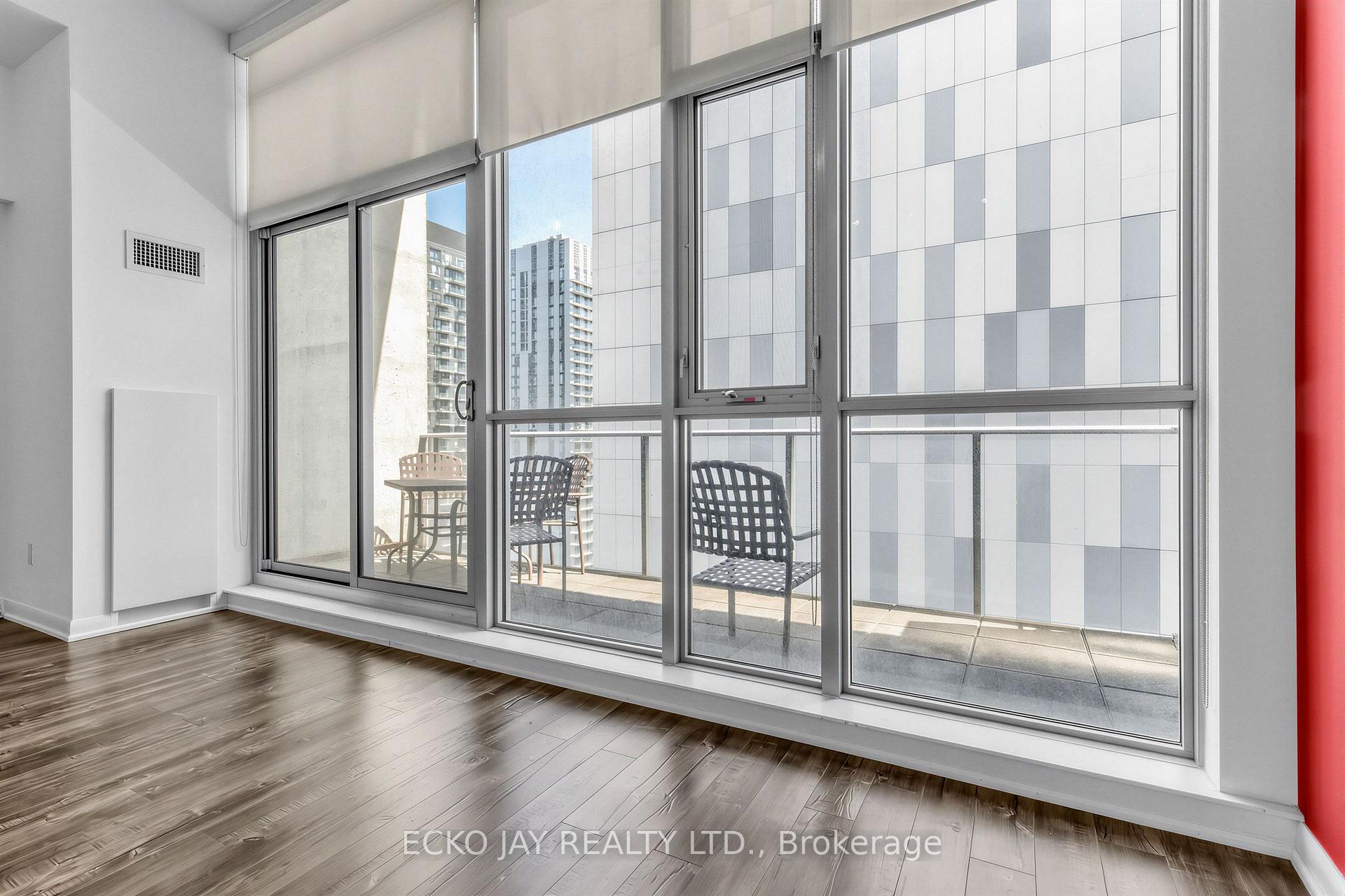 Photo 4 of Unit 3506, 375 King Street W, Toronto, Waterfront Communities — HOMEH