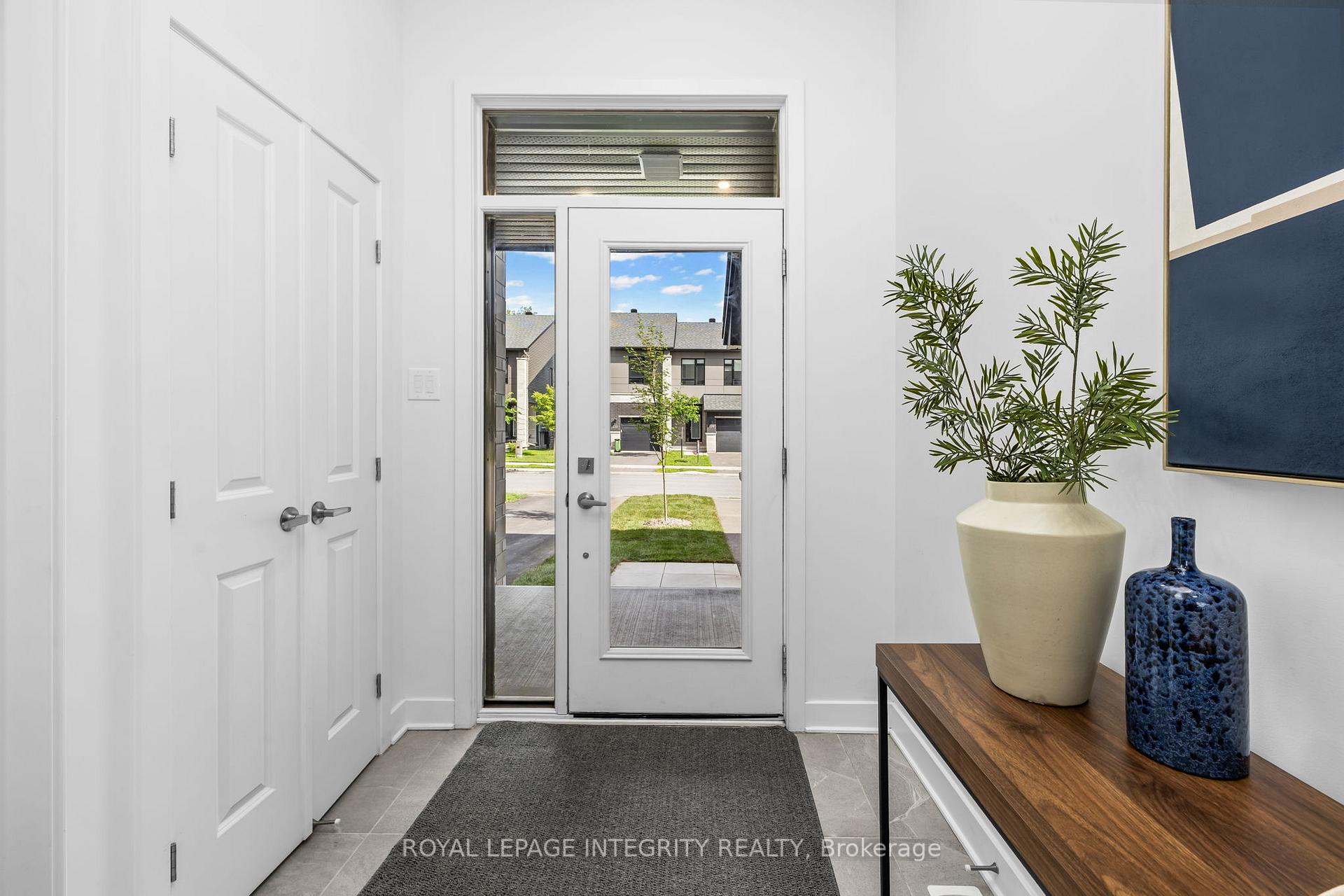 Photo 2 of 213 Bristol Crescent, North Grenville, Kemptville — HOMEH