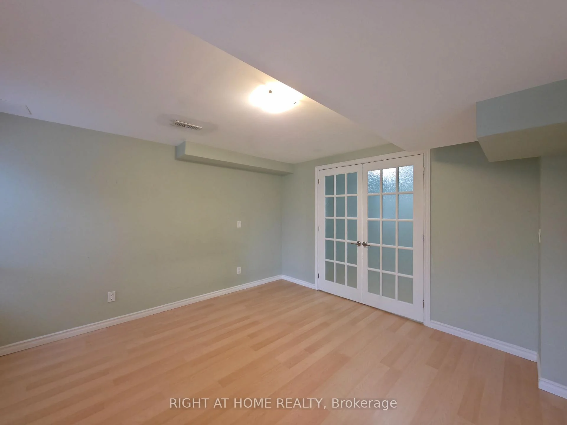 Photo 33 of Unit Lower, 163 Williamson Drive E, Ajax, Northeast Ajax — HOMEH