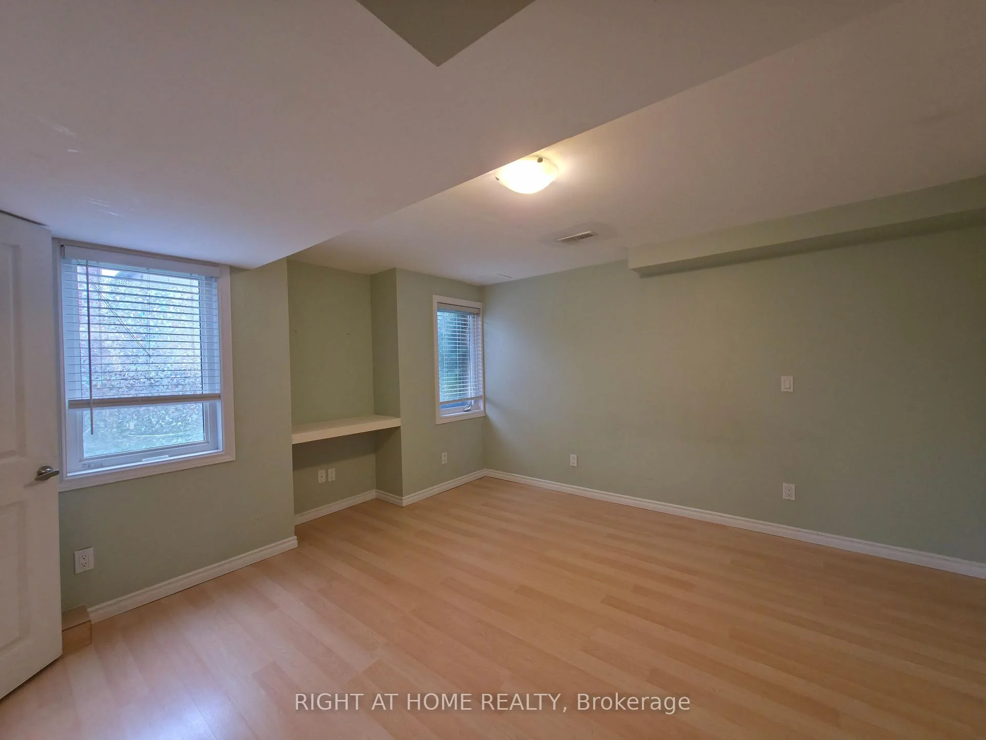 Photo 39 of Unit Lower, 163 Williamson Drive E, Ajax, Northeast Ajax — HOMEH