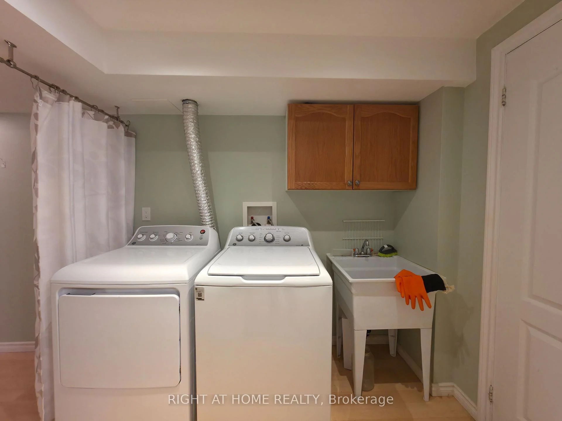 Photo 47 of Unit Lower, 163 Williamson Drive E, Ajax, Northeast Ajax — HOMEH