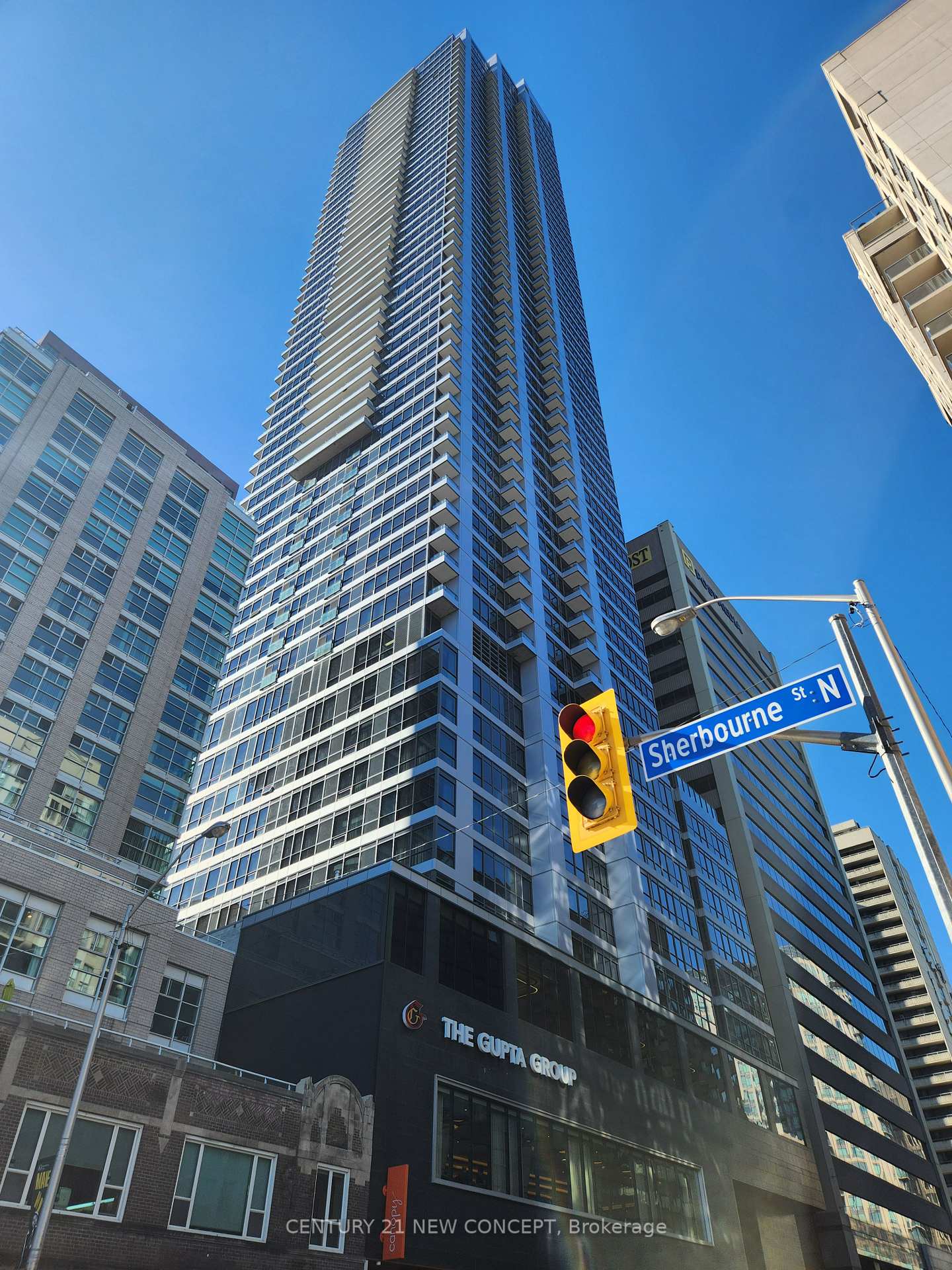 Photo 2 of Unit 1907, 395 Bloor Street E, Toronto, North St. James Town — HOMEH
