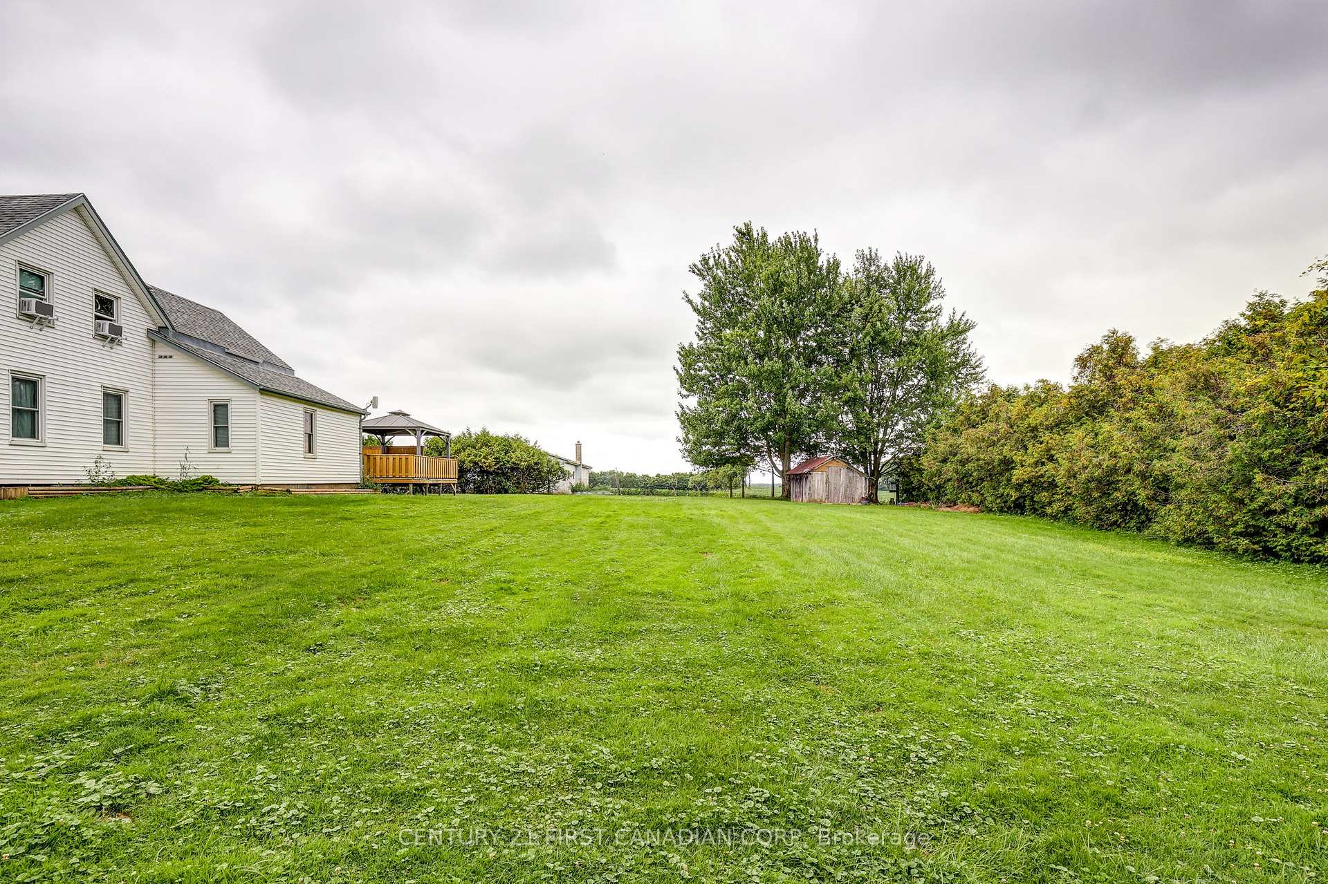 Photo 3 of 45687 Fruit Ridge Line, Central Elgin, Rural Central Elgin — HOMEH