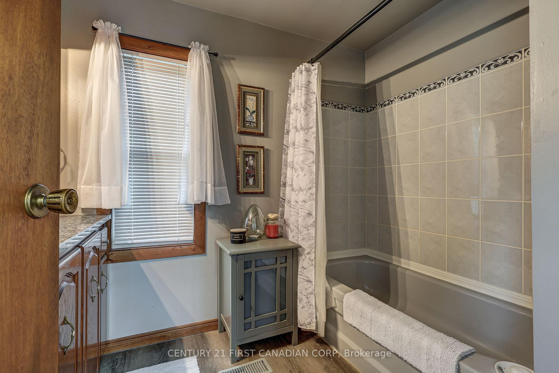 Photo 14 of 45687 Fruit Ridge Line, Central Elgin, Rural Central Elgin — HOMEH